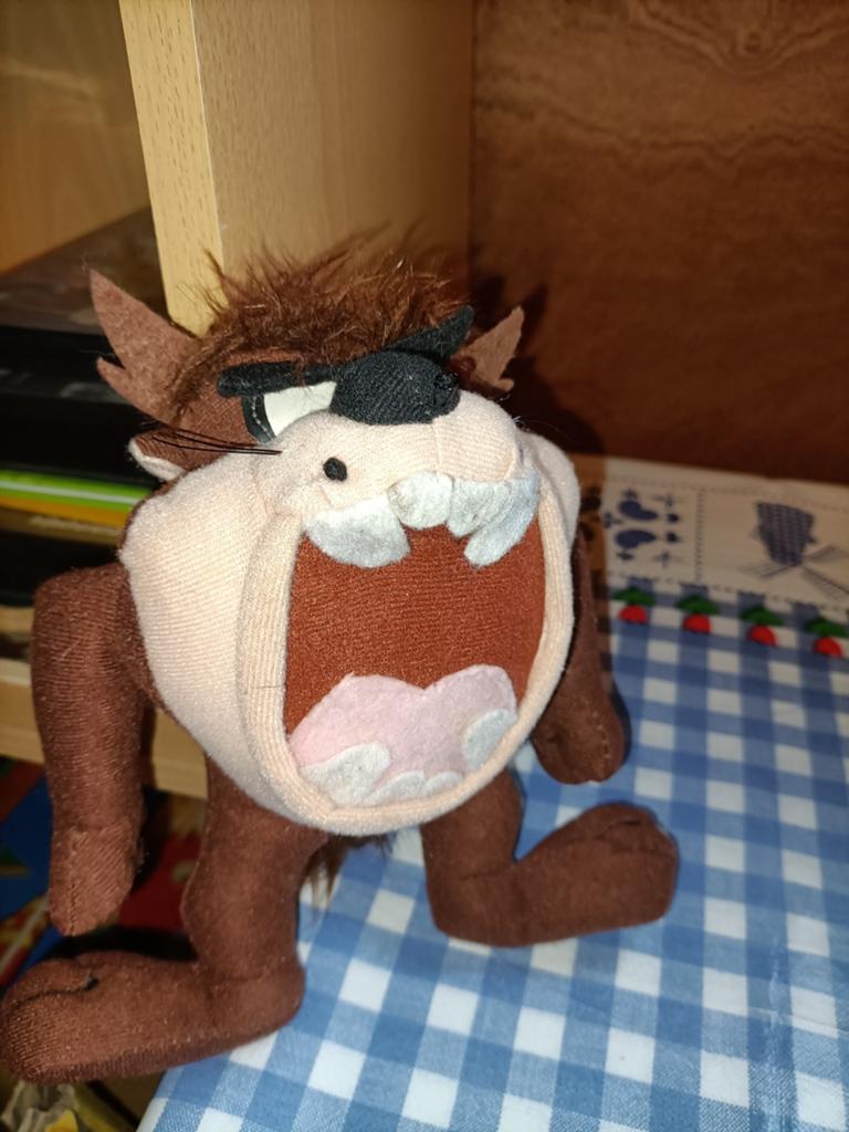 Taz knuffel Play by Play 17 cm Looney Tunes, Ophalen of Verzenden, Zo goed als nieuw, Overige typen