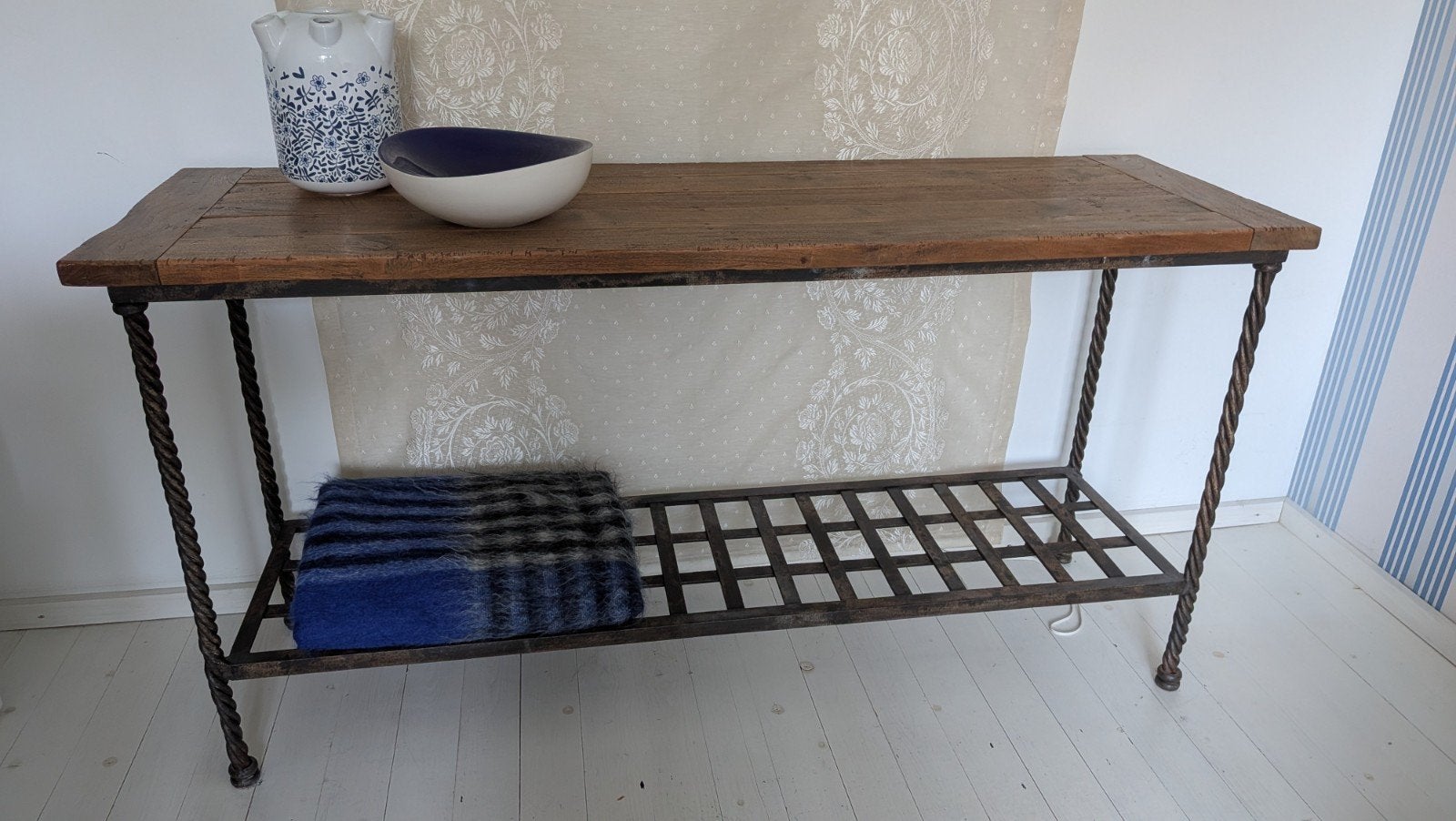 Sidetable, Ophalen, Zo goed als nieuw