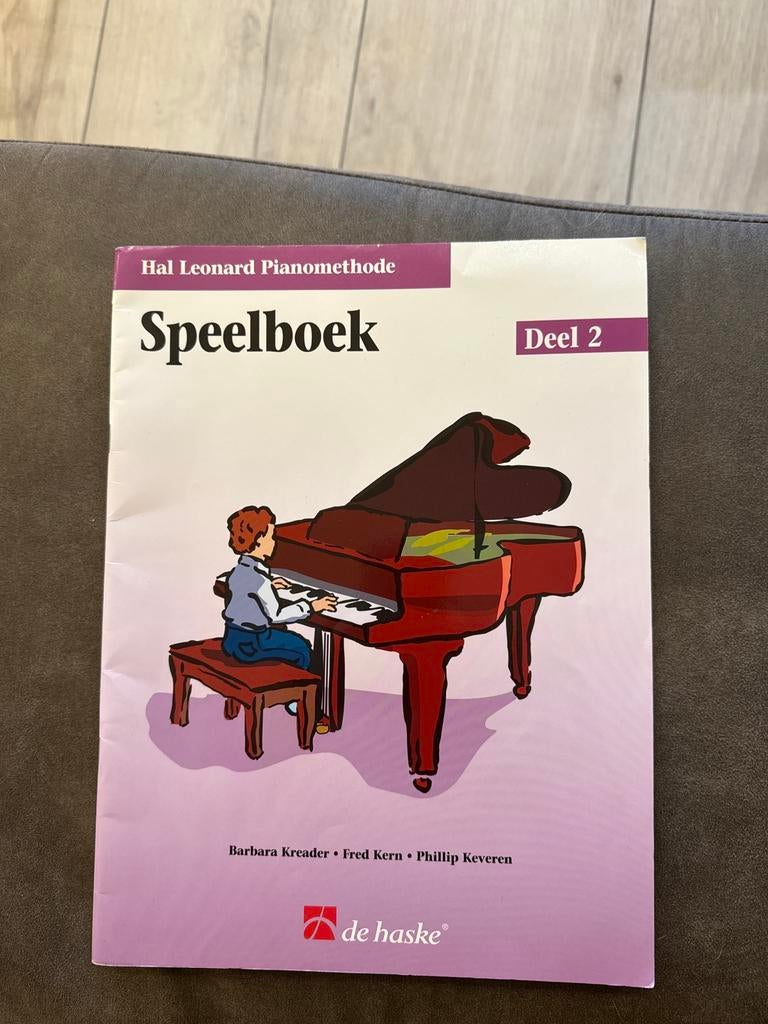 Hal Leonard Pianomethode – Speelboek Deel 2 (piano lesboek), Ophalen of Verzenden, Zo goed als nieuw, Zwart