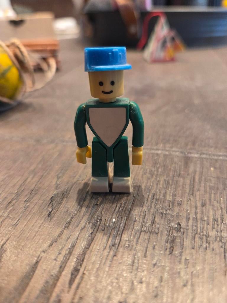 Zeldzaam Vintage lego poppetje uit kinder ei 1983, Ophalen of Verzenden, Gebruikt, Abrick