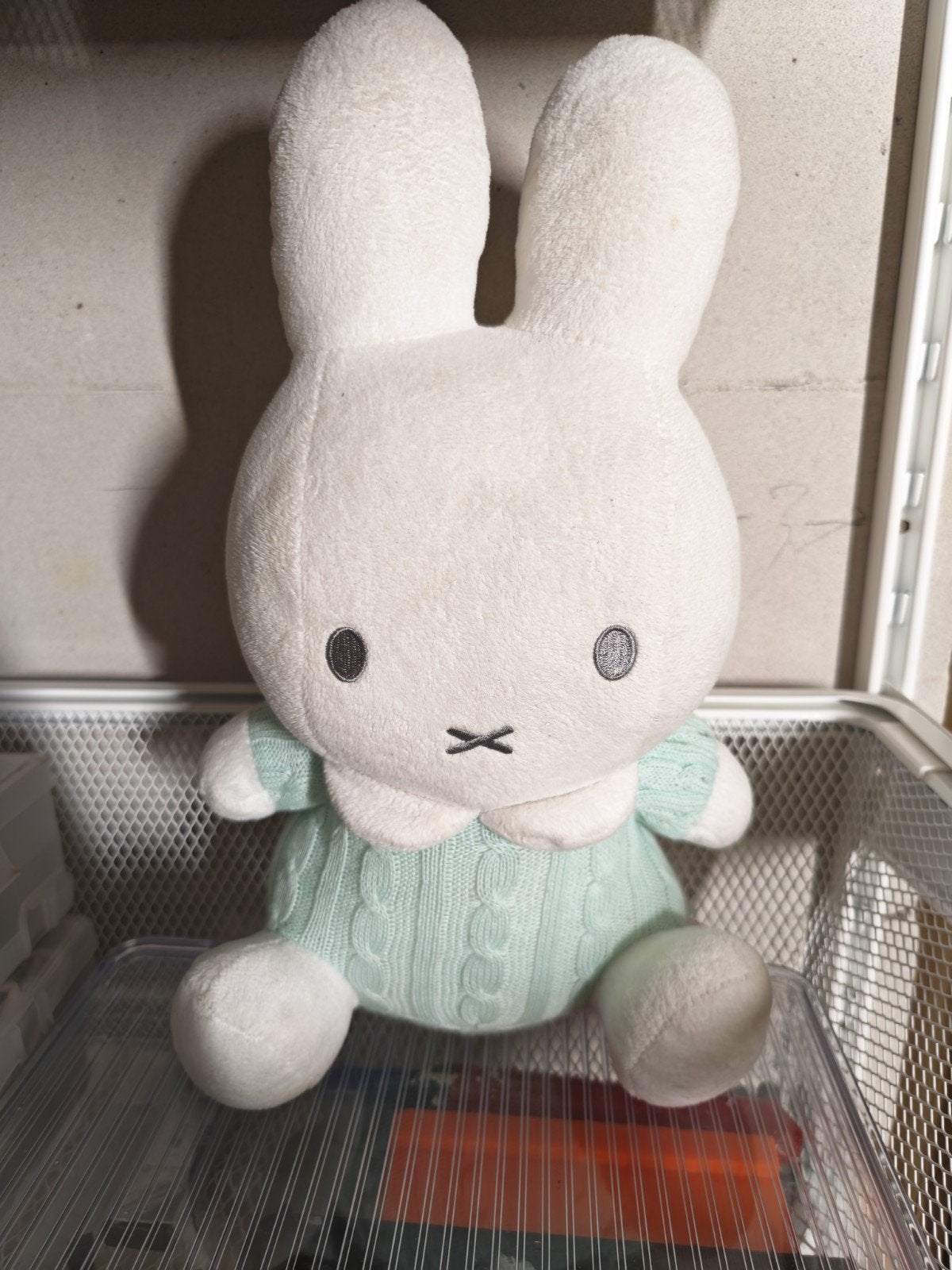 Nijntje knuffel / rammelaar mintgroen nieuw met label, Nijntje, Ophalen of Verzenden, Middelgroot (20 tot 80 cm), Met kleding of accessoire