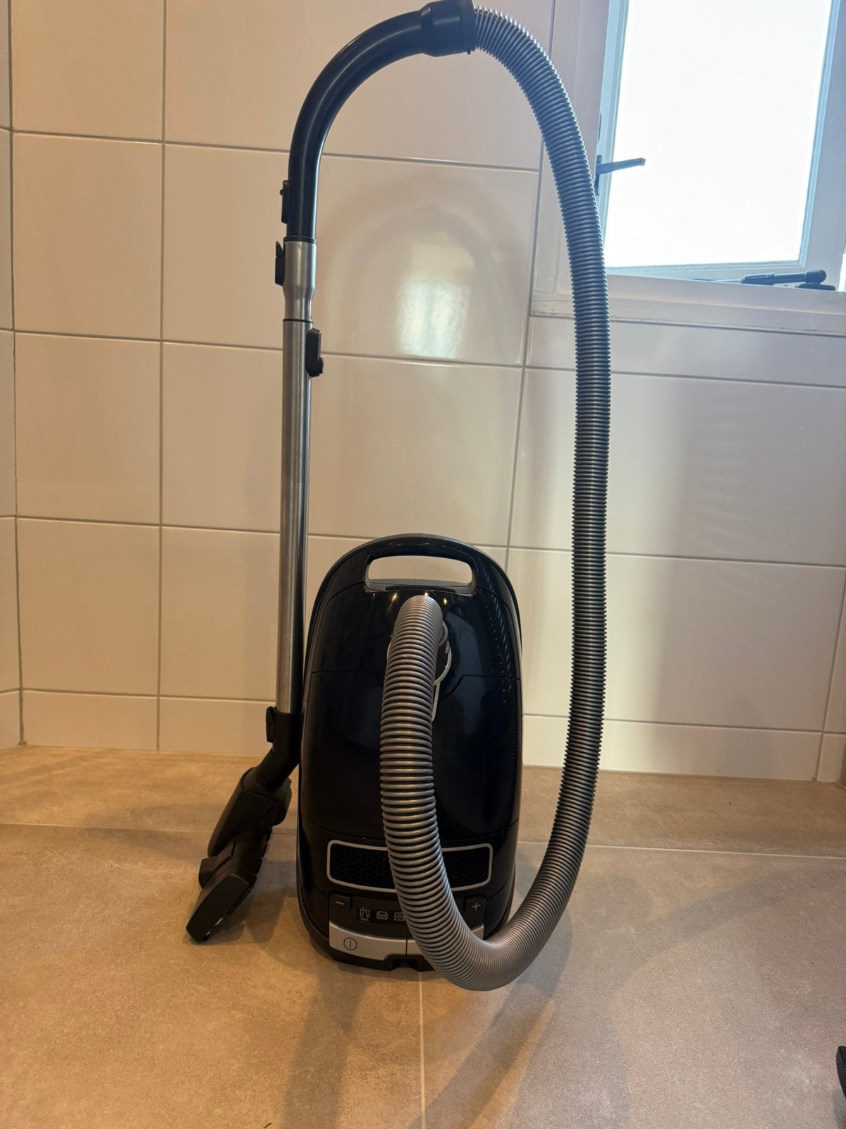 Miele C3 ecoline black, nette stofzuiger., Stofzak, Refurbished, Ophalen of Verzenden, Miele