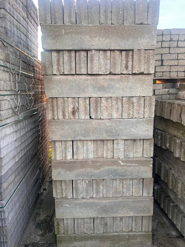 Betonbanden 10x20x100 grijs gebruikt, Ophalen, Gebruikt, Overige typen, 10 m² of meer
