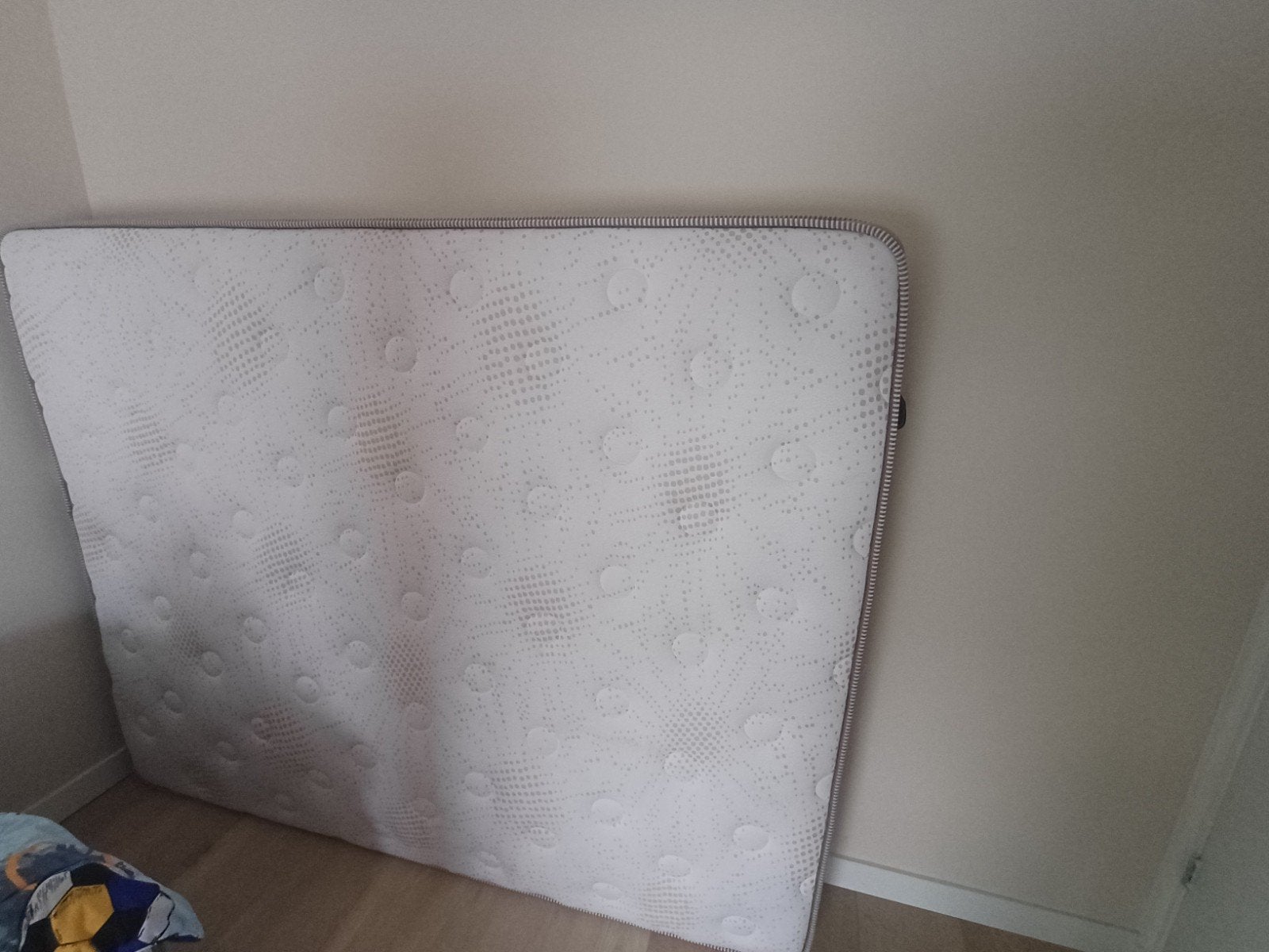 Nette matras, zo goed als nieuw, Ophalen, Zo goed als nieuw, Matras