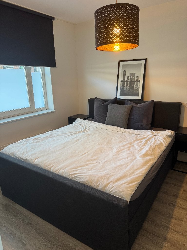 Boxsping bed, Ophalen, Zwart, Tweepersoons, Zo goed als nieuw