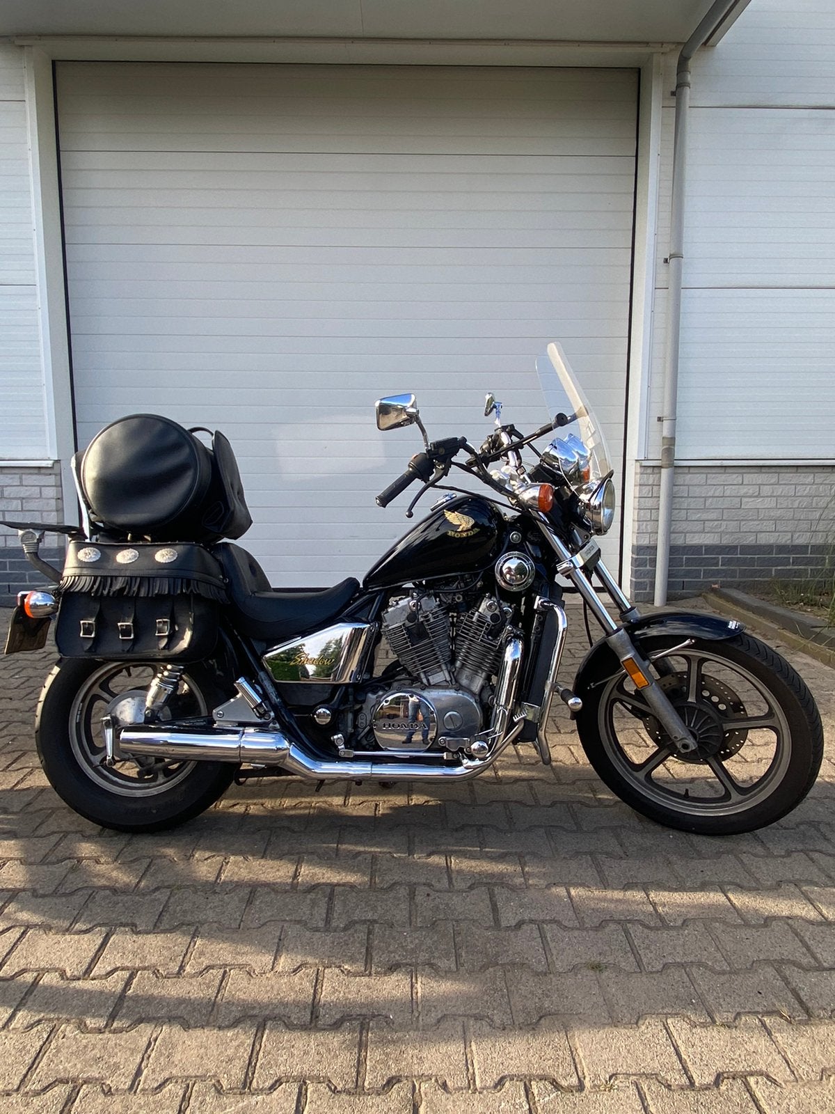 Honda shadow vt 700 c, 700 cc, Cardan-aandrijving, 2 cilinders, Gebruikt