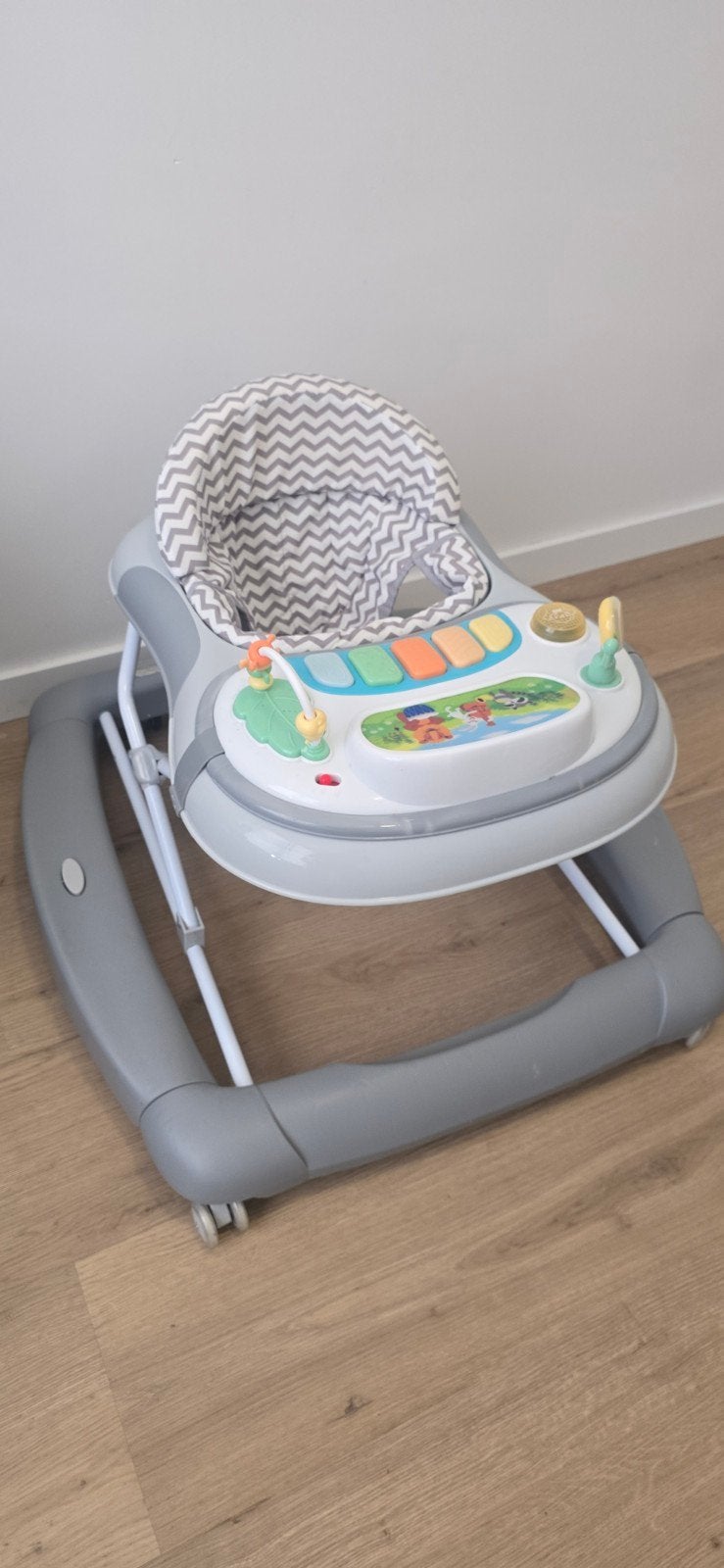 Baby walker / Loopstoel met muziek en activiteitenblad, Ophalen, Gebruikt, Overige typen, Met licht