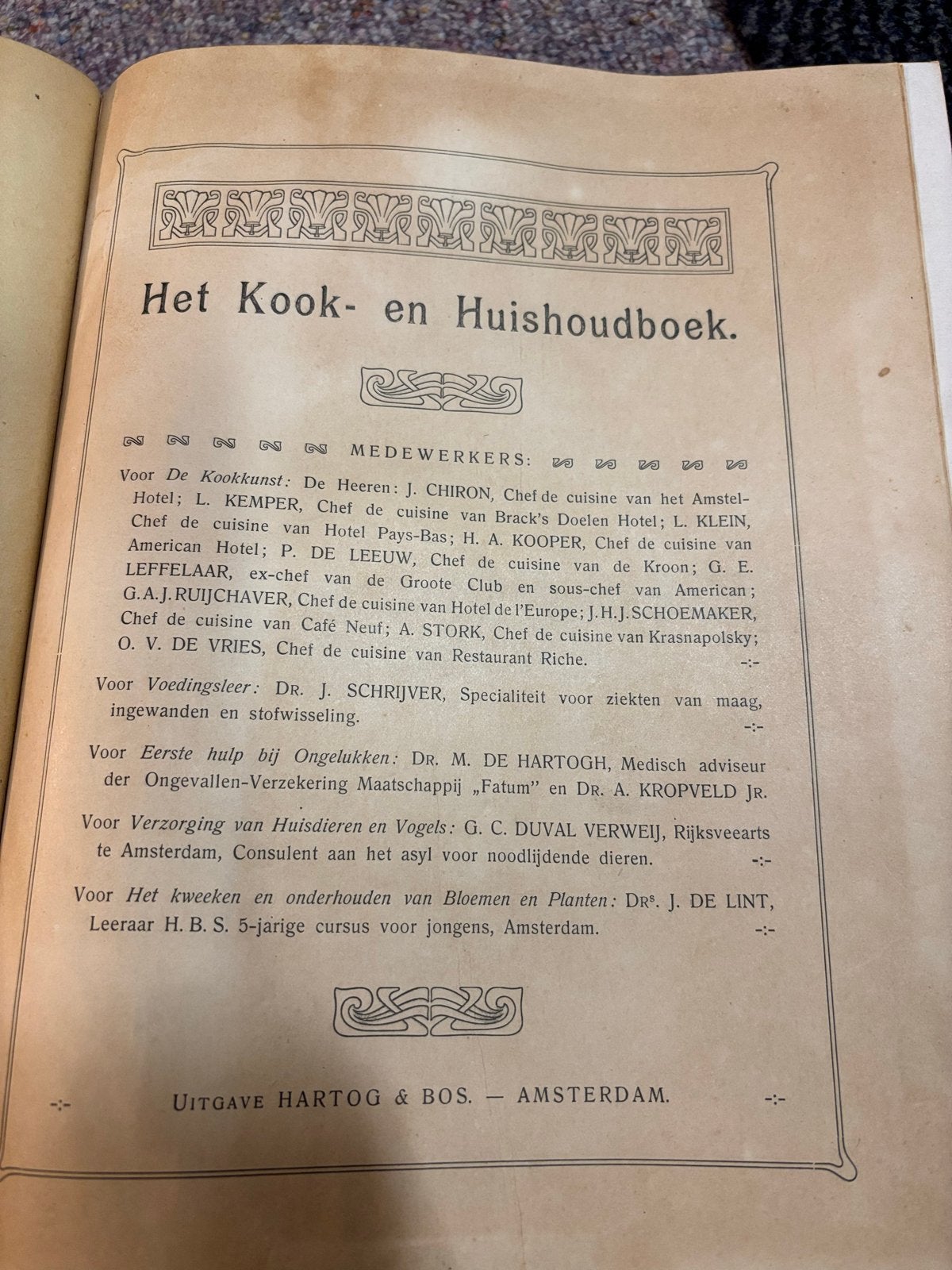 Het Kook- en Huishoudboek - Klassiek Kookboek 1908, Boeken, Ophalen of Verzenden, Gelezen, Europa, Voorgerechten en Soepen