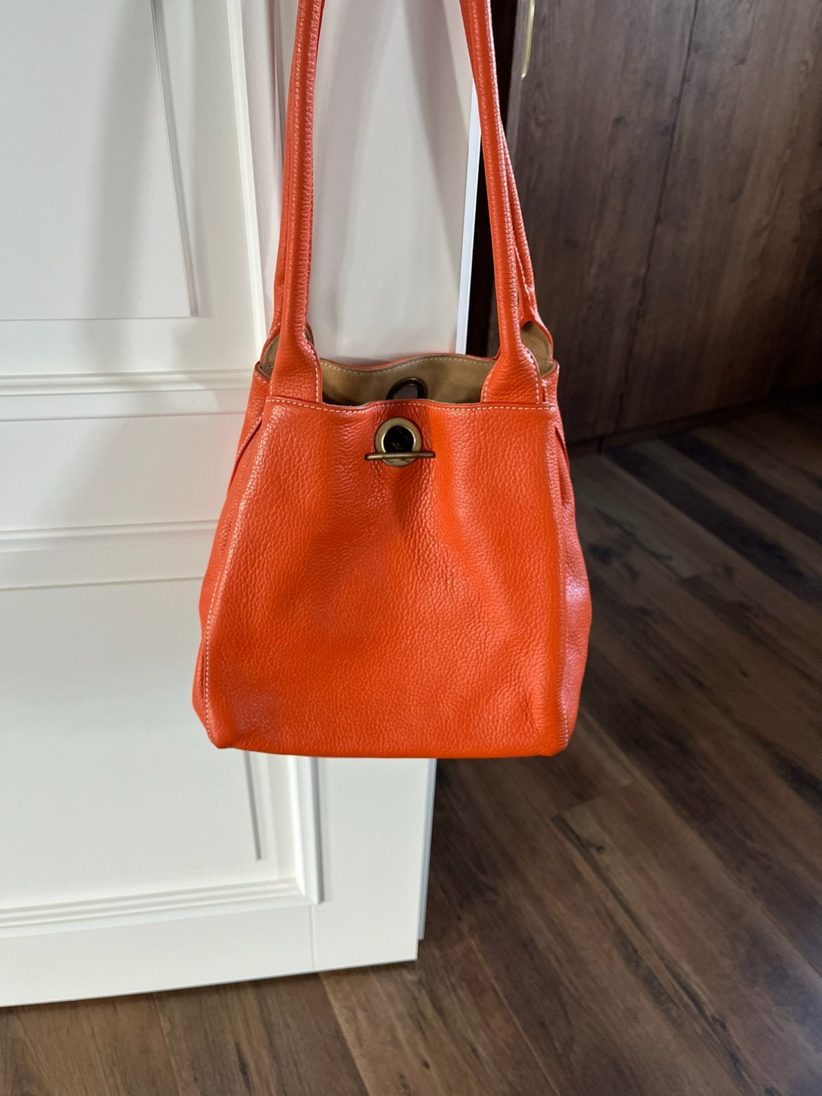 Mooie oranje schoudertas uit Toscane, Sieraden, Tassen en Uiterlijk, Tassen | Schoudertassen, Zo goed als nieuw, Overige merken