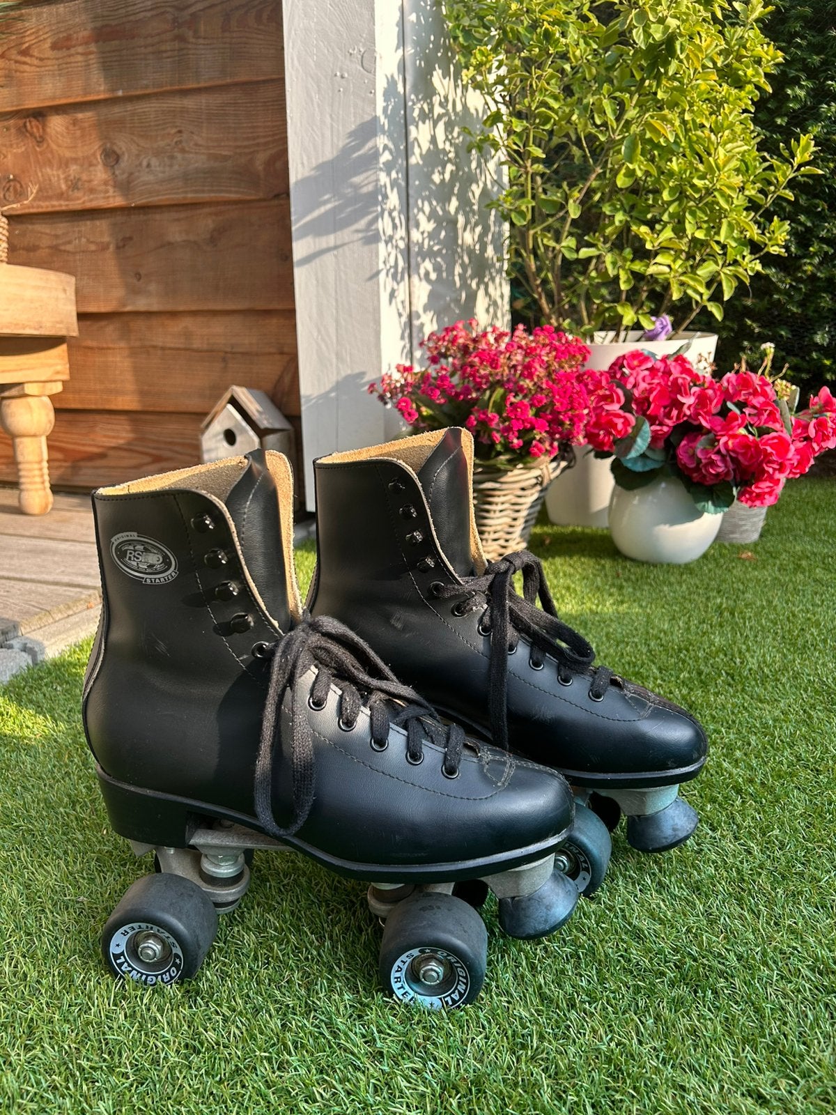 Zwarte leren rolschaatsen, Sport en Fitness, Skeelers, Ophalen, Zo goed als nieuw, Overige typen, Overige merken