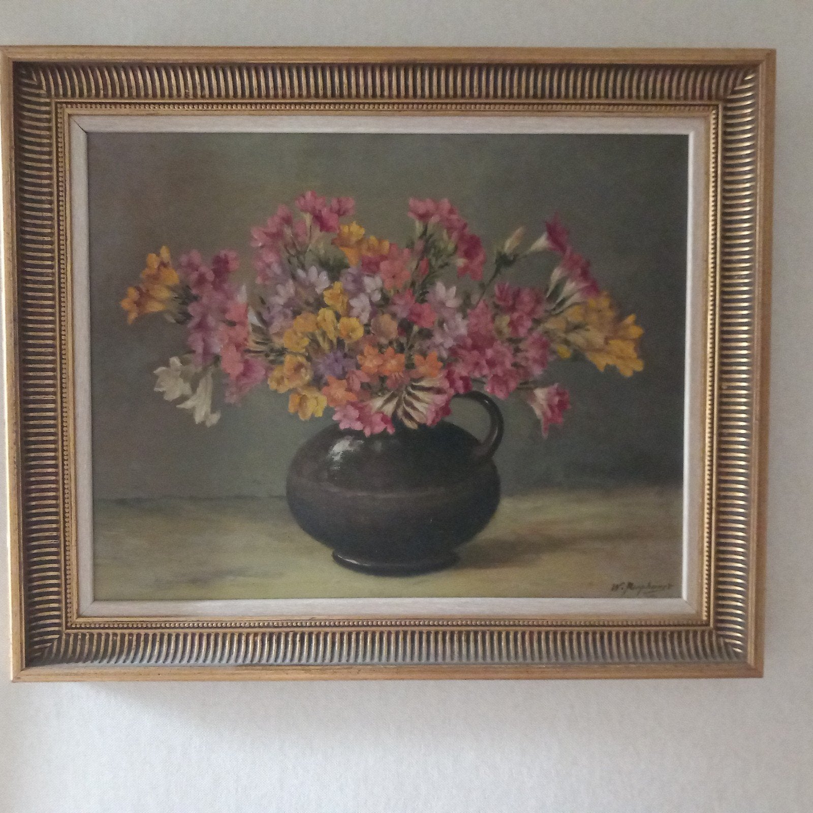 Schilderij W. Raaphorst - (1870-1963) Bloemenstilleven in va, Bloemen, Paneel, Realistisch, Origineel werk