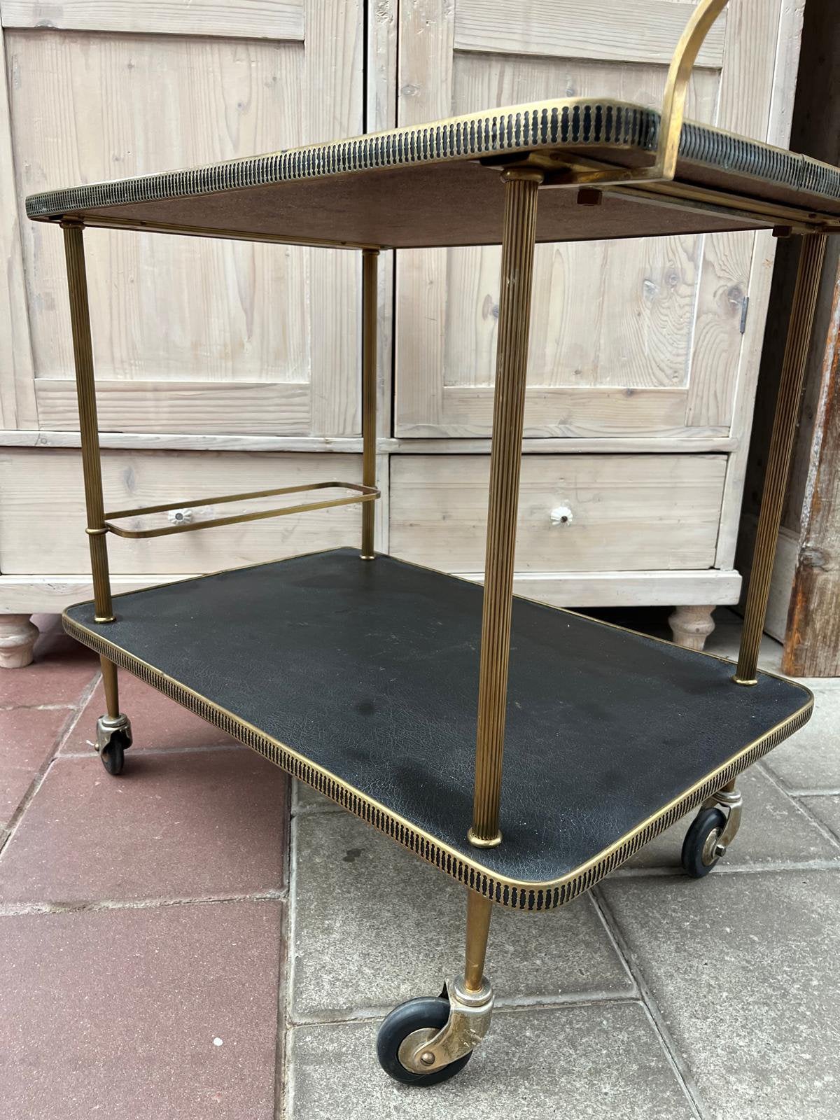 Vintage Italiaanse serveerwagen, Ophalen