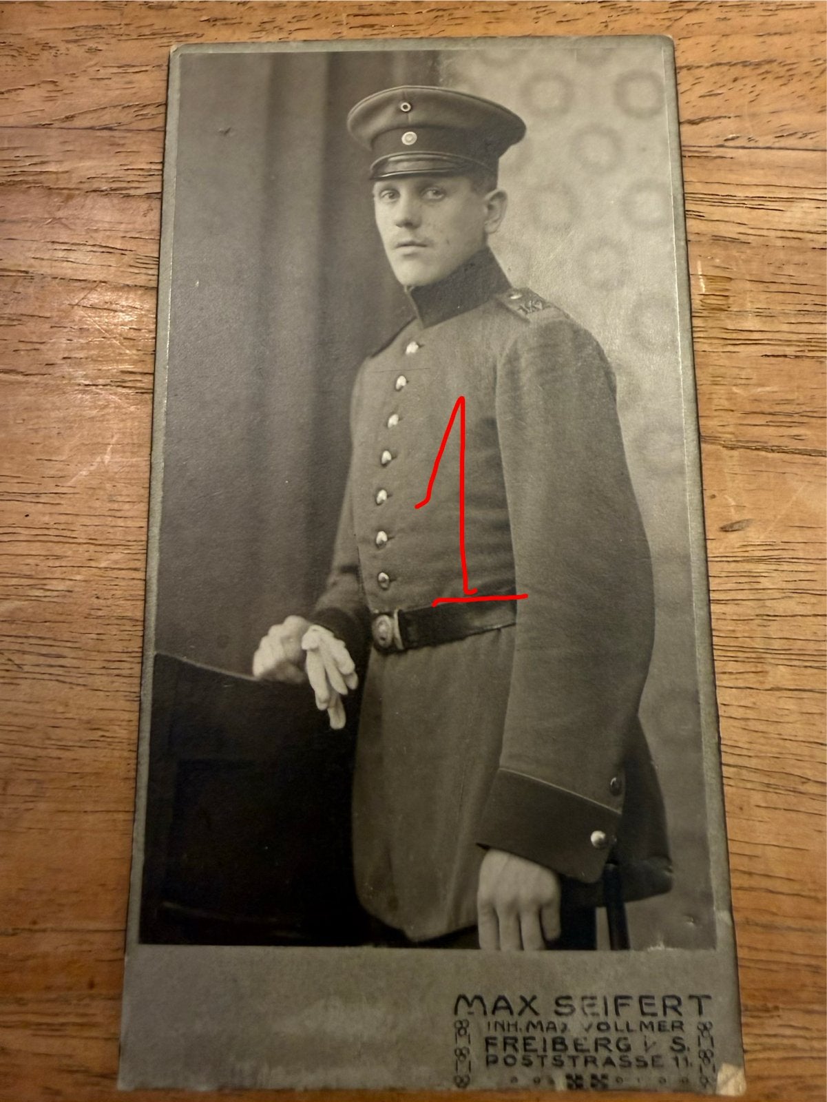 Oude foto van een Duitse soldaat in uniform (1900-1918), Verzamelen, Foto's en Prenten, Gebruikt, Foto, Overige onderwerpen, Voor 1940