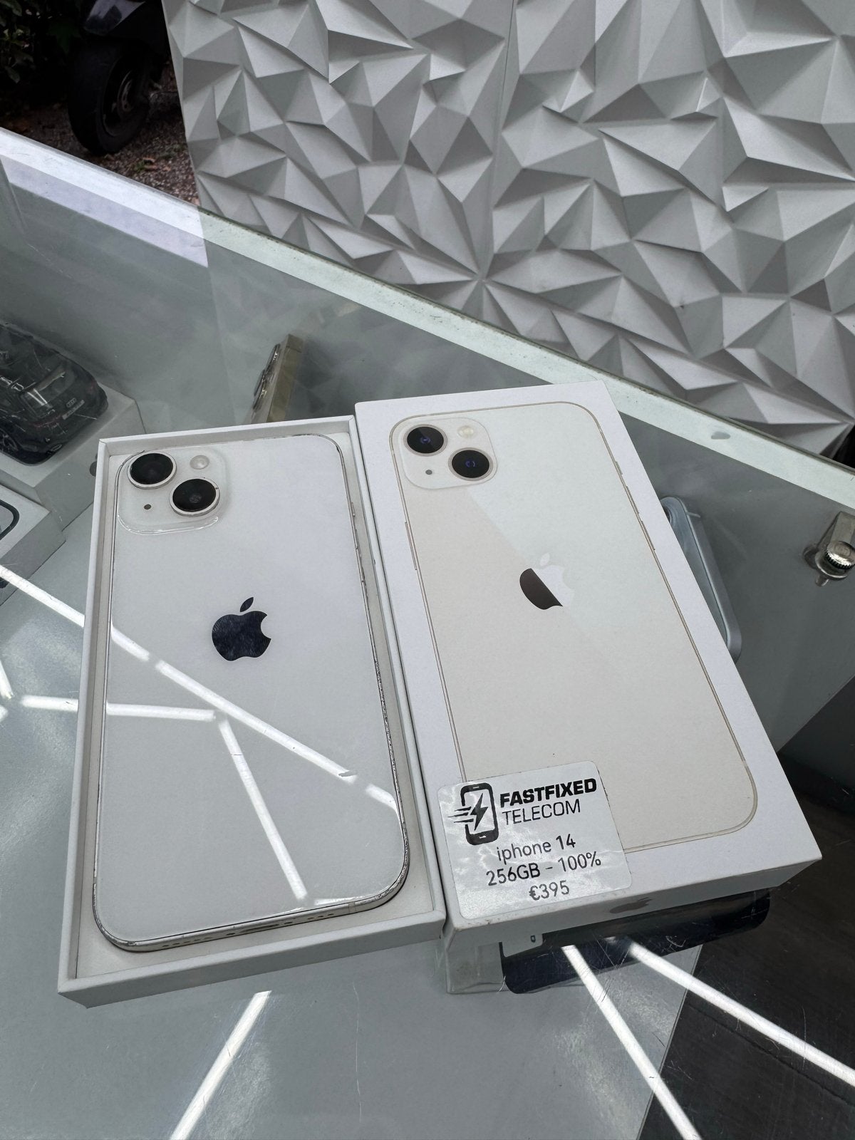 Foto 12 van Diverse iPhones met 1 jaar garantie - Verschillende modellen