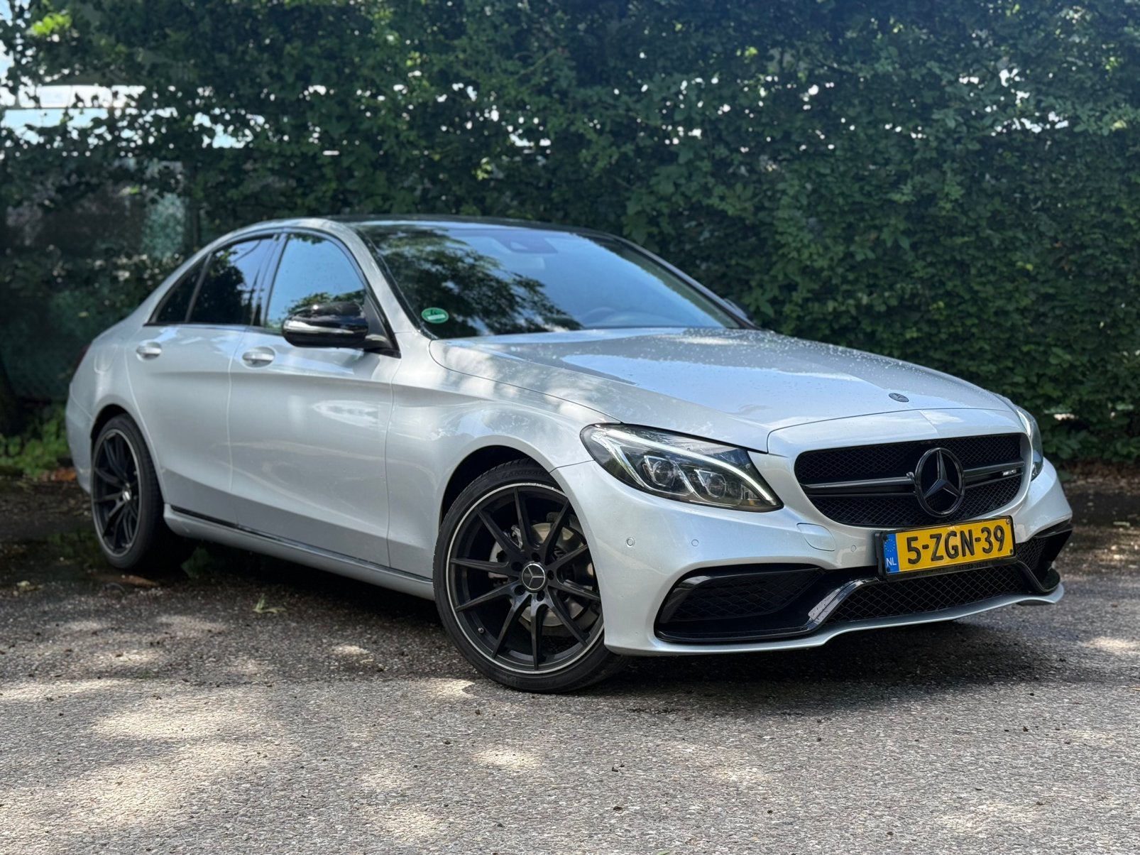 Mercedes-Benz C-Klasse C180 -  NAP - C63 Pakket-  2015 Grijs, Auto's, Automaat, Euro 5, 1800 kg, Zwart
