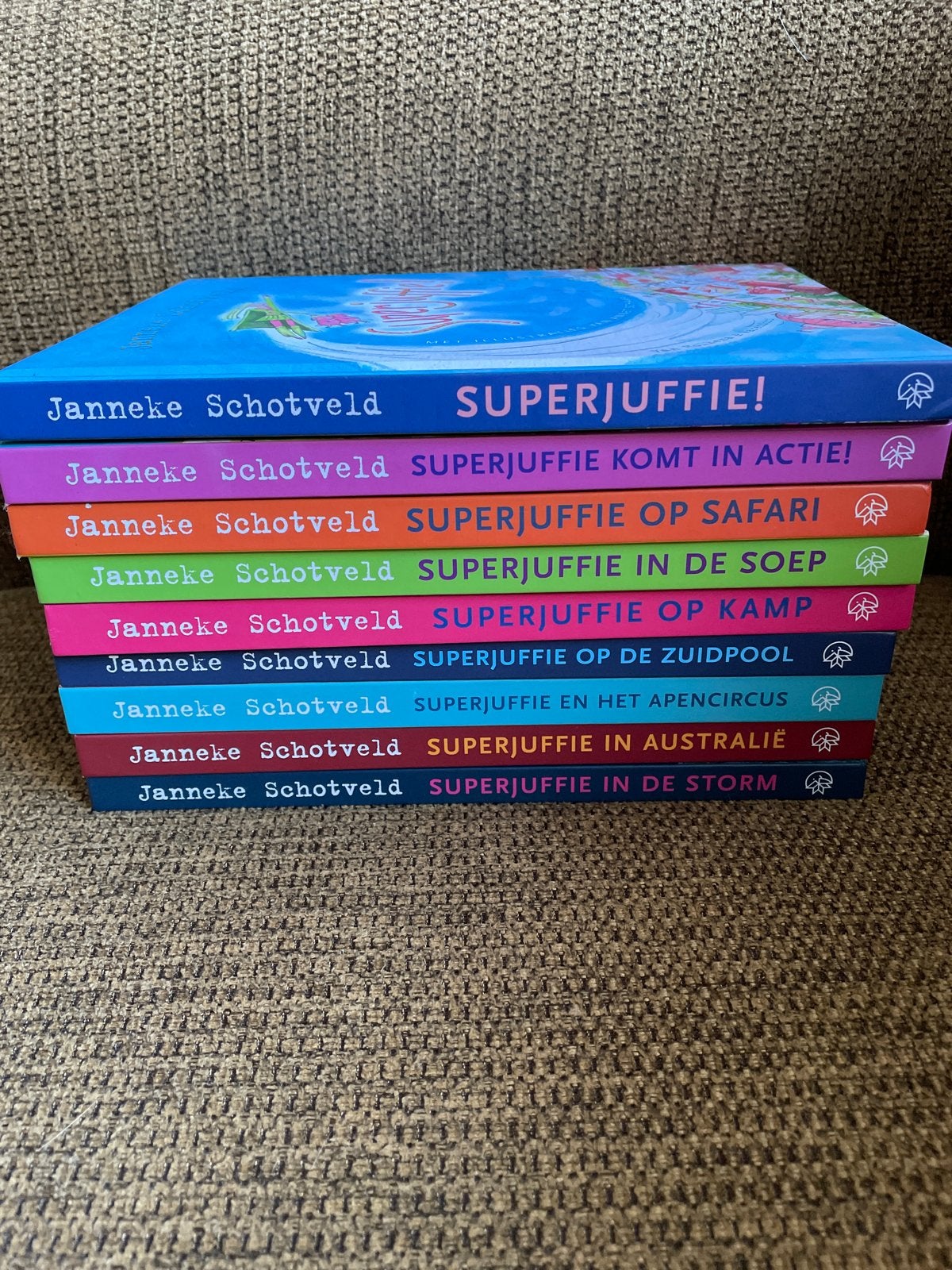 Superjuffie! - 9 boeken van Janneke Schotveld, Ophalen of Verzenden, Zo goed als nieuw, Fictie