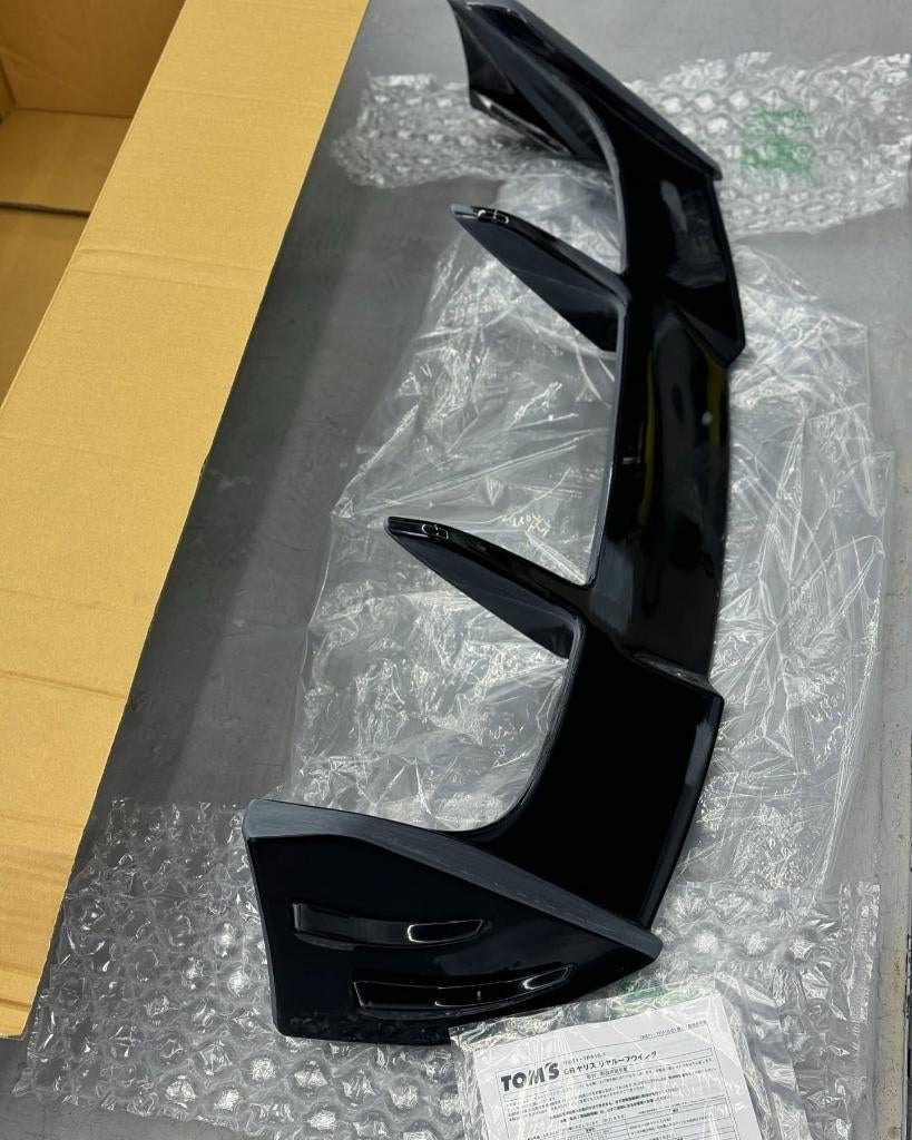 Tom's Racing roof wing spoiler - Toyota Yaris GR 20+, Ophalen of Verzenden