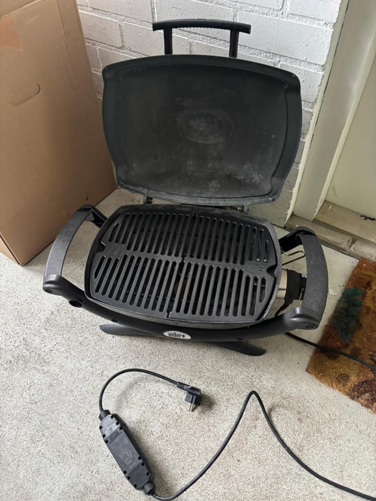 Weber Q1400, Tuin en Terras, Ophalen of Verzenden