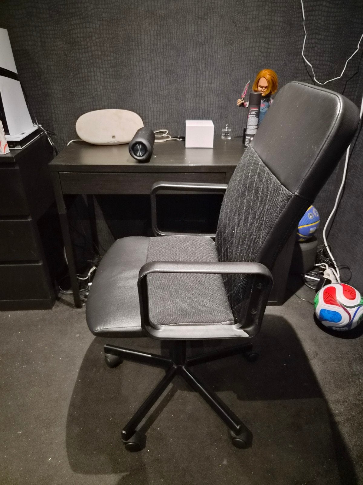 Leuke stevige bureau stoel of game stoel, Huis en Inrichting, Bureaustoelen, Ophalen, Zo goed als nieuw, Zwart