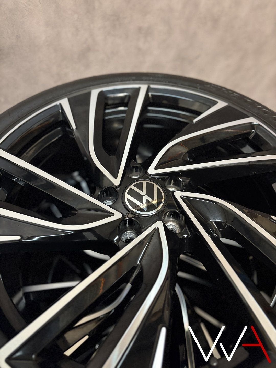 19” Volkswagen Golf 8 GTI GTD “Adelaide” velgen Origineel, Auto-onderdelen, Banden en Velgen, 19 inch, Gebruikt, -, -