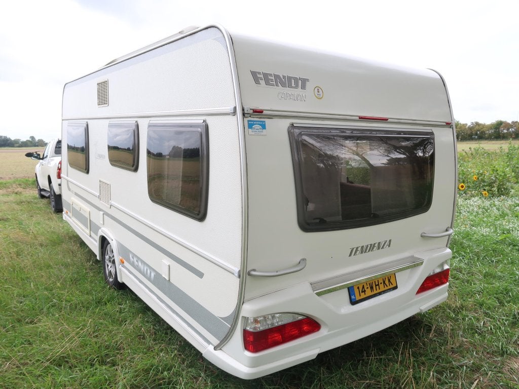 Fendt Tendenza 465 SFB / voortent + uitbouw, Caravans en Kamperen, Rondzit, Bedrijf, Schokbreker, Tot en met 4