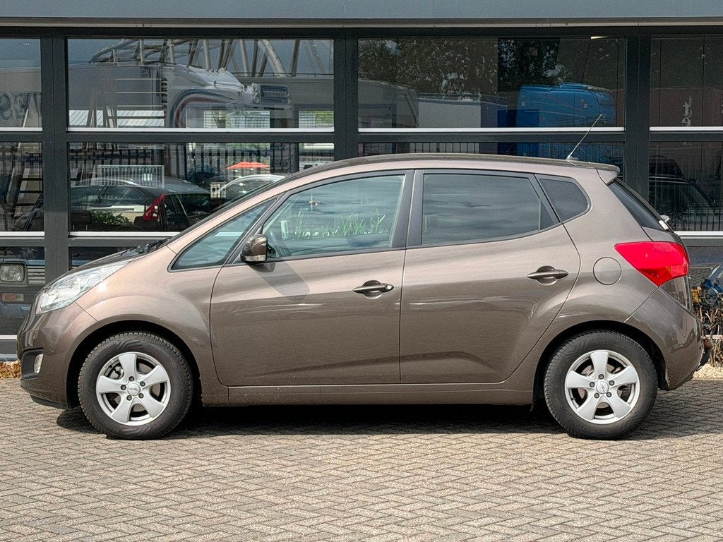 Kia Venga 1.4 CVVT ExecutiveLine Dealer onderh. Camera NAP A, Auto's, Kia, Voorwielaandrijving, Euro 5, Stof, Gebruikt