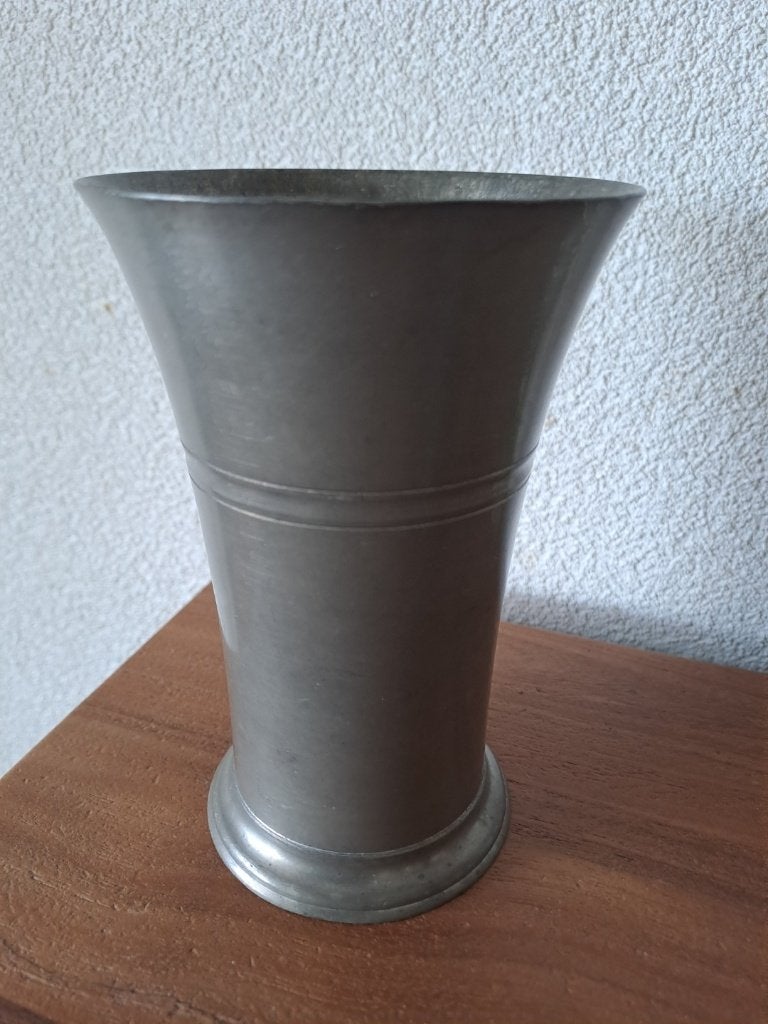 prachtige vaas van tin, Ophalen, Overige kleuren, 14 cm, Zo goed als nieuw