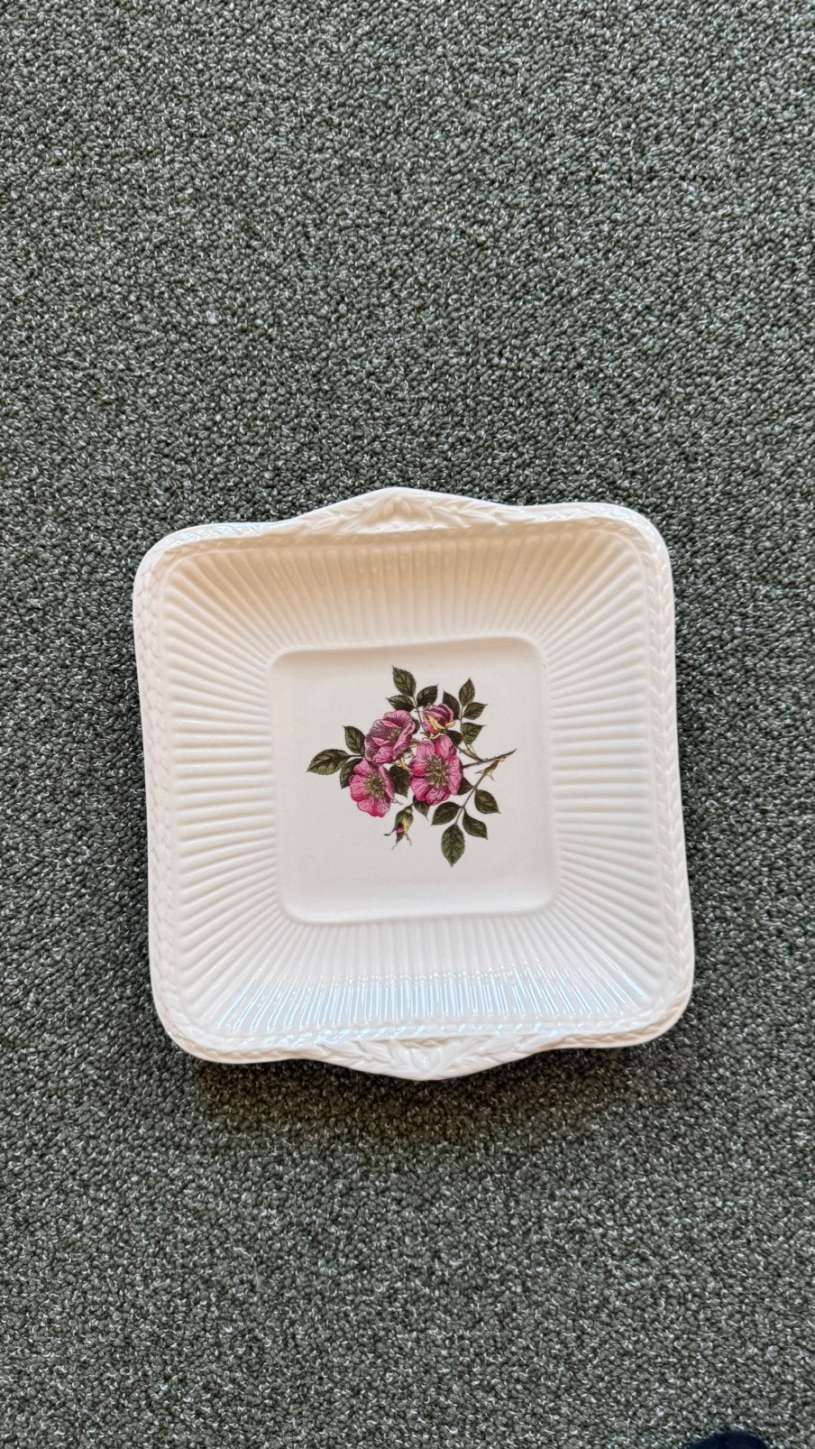 Wedgwood Briar Rose koekschaal, Antiek en Kunst, Ophalen