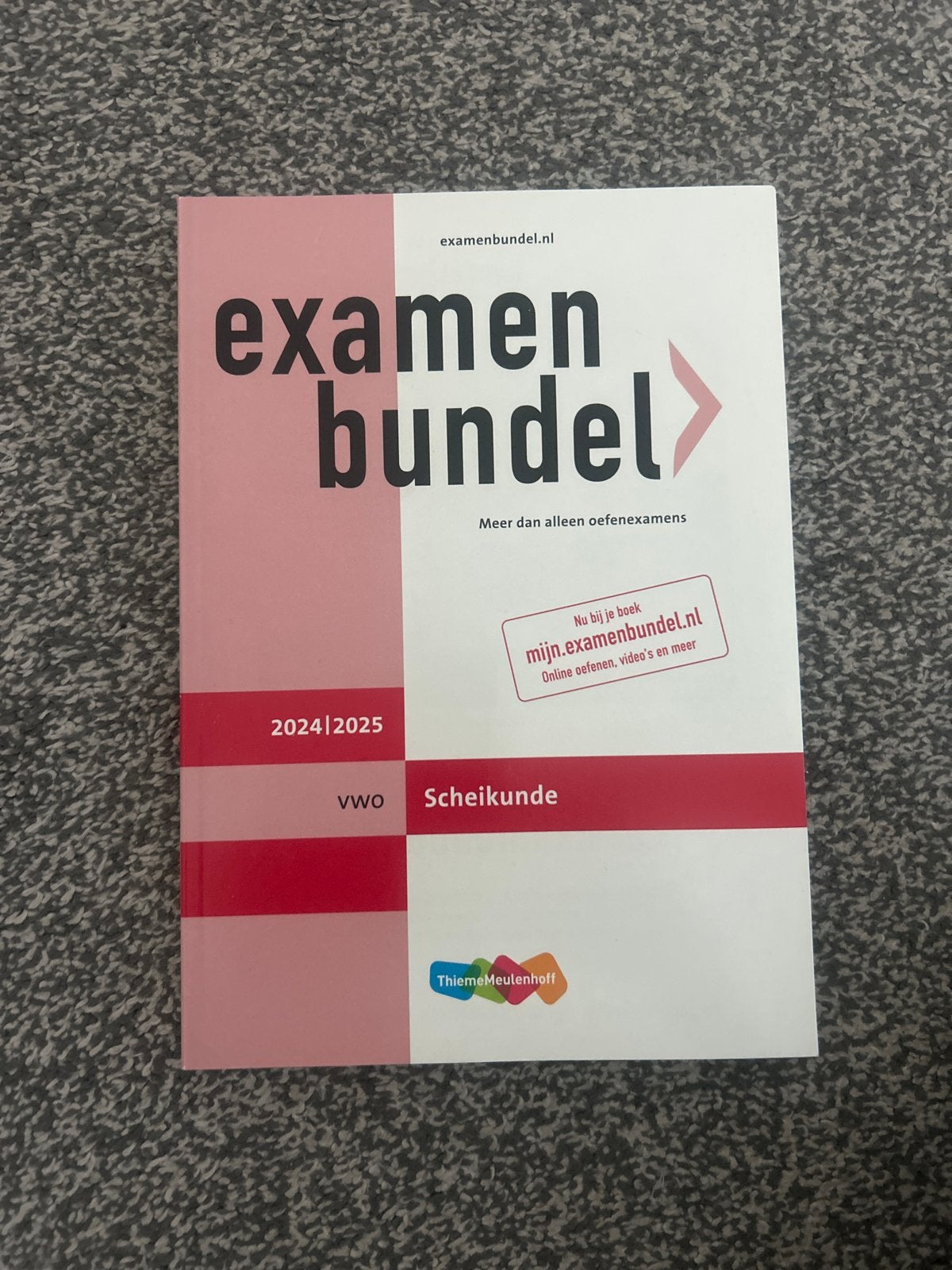 Examenbundel Scheikunde VWO 2024/2025, Ophalen of Verzenden, Zo goed als nieuw, VWO, Scheikunde