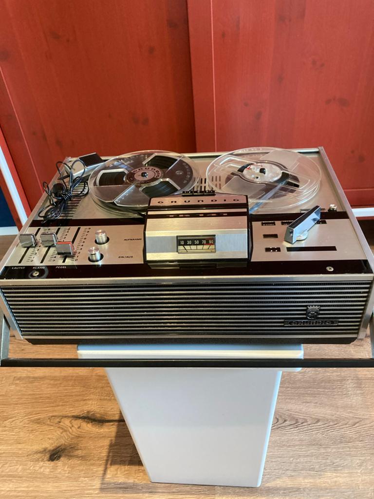 Vintage Grundig Bandrecorder uit ca. 1970, Ophalen of Verzenden, Bandrecorder, Met banden
