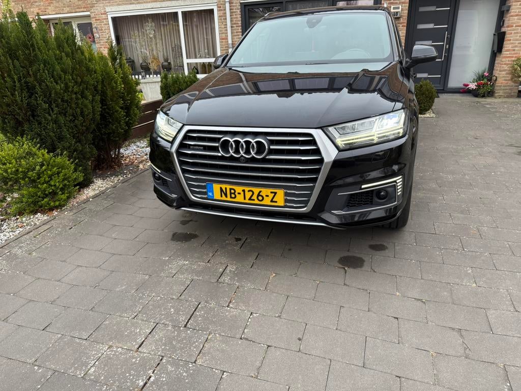 Audi Q7 3.0 TDI 374pk E-tron Quattro Tiptronic 2016 Zwart, Auto's, Automaat, 258 pk, 2420 kg, Zwart