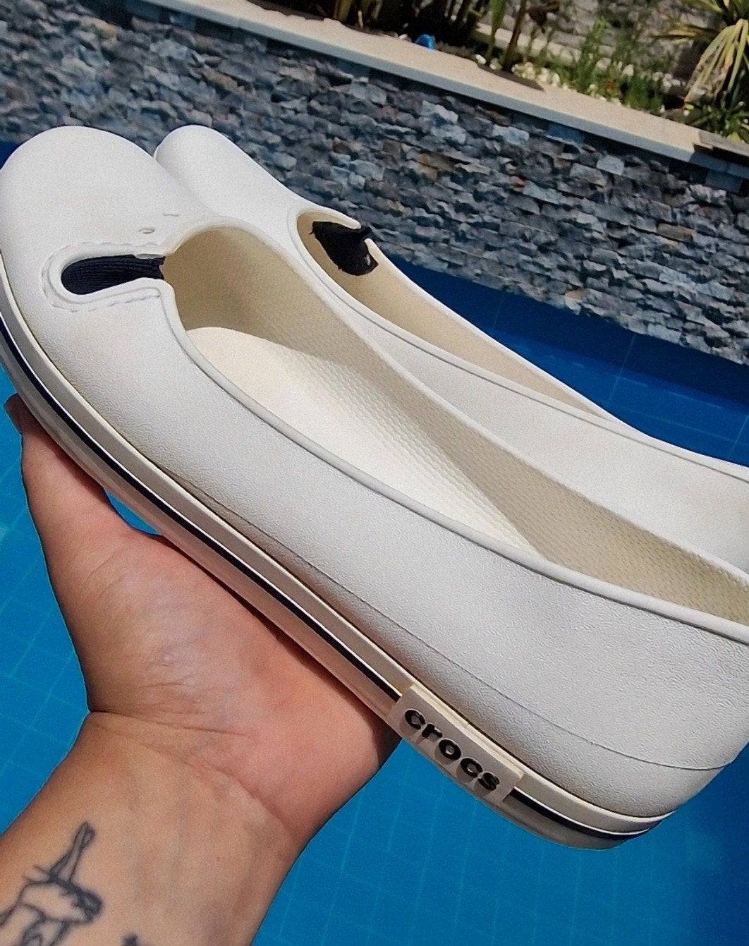 Crocs wit - uitstekende staat - maat 38-39, Slippers, Crocs, Wit, Ophalen of Verzenden
