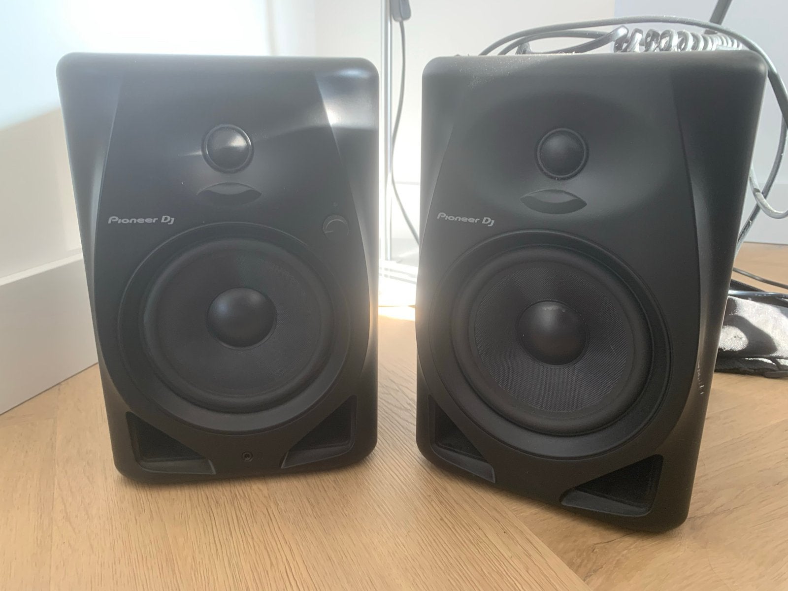 Pioneer DJ DM-50D actieve monitorspeakerset, Audio, Tv en Foto, Luidsprekers, Gebruikt, Studiomonitor, 60 tot 120 watt, Pioneer