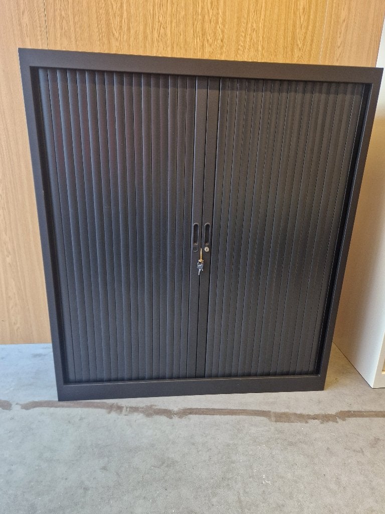 Roldeurkast 135x120x45 cm zwart (nieuw), Huis en Inrichting, Ophalen, Kunststof, 100 tot 150 cm, 100 tot 150 cm
