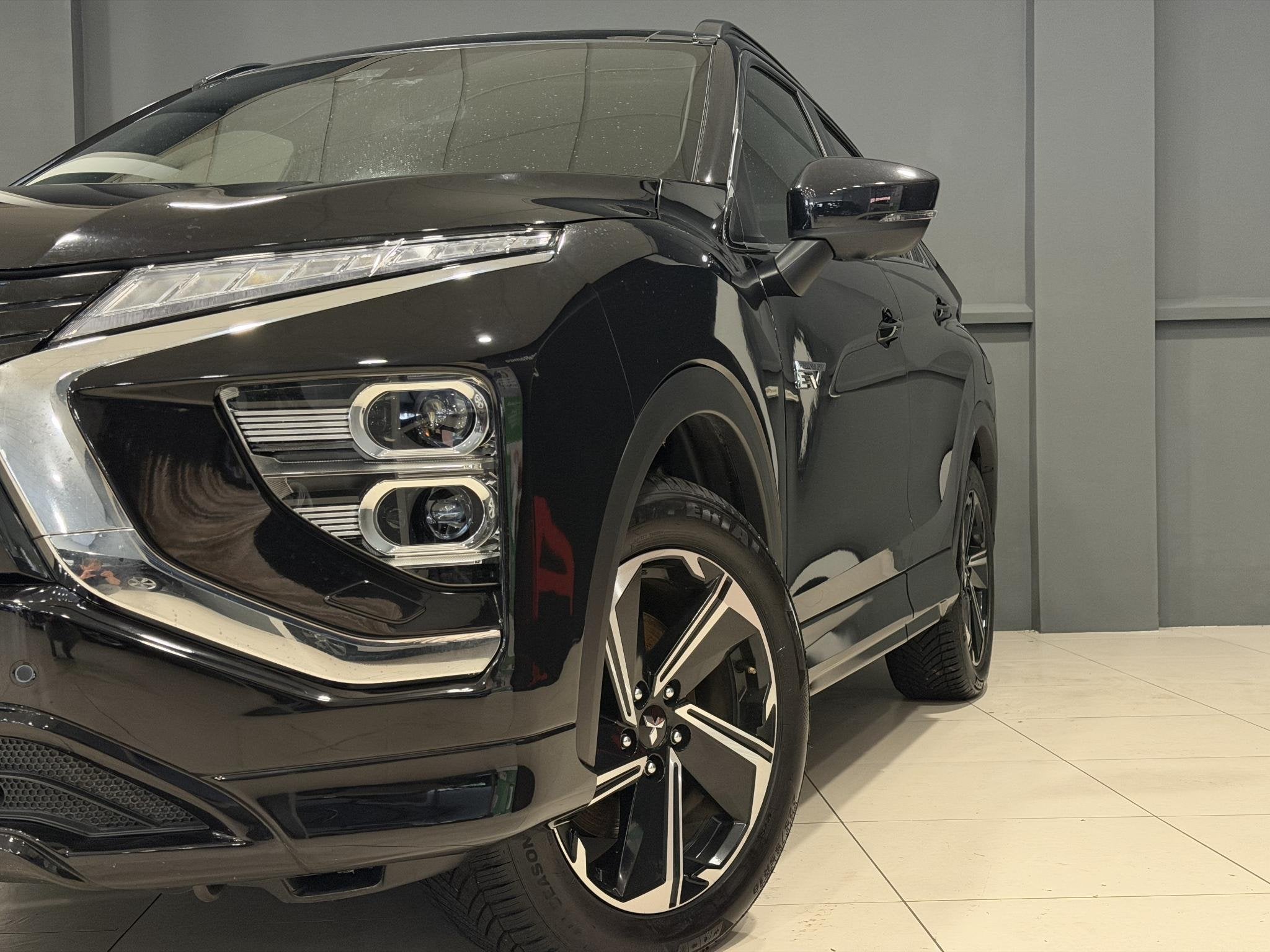 Mitsubishi Eclipse Cross 2.4 PHEV Instyle | Panorama dak | V, Auto's, Automaat, 188 pk, 14 kWh, 4 cilinders
