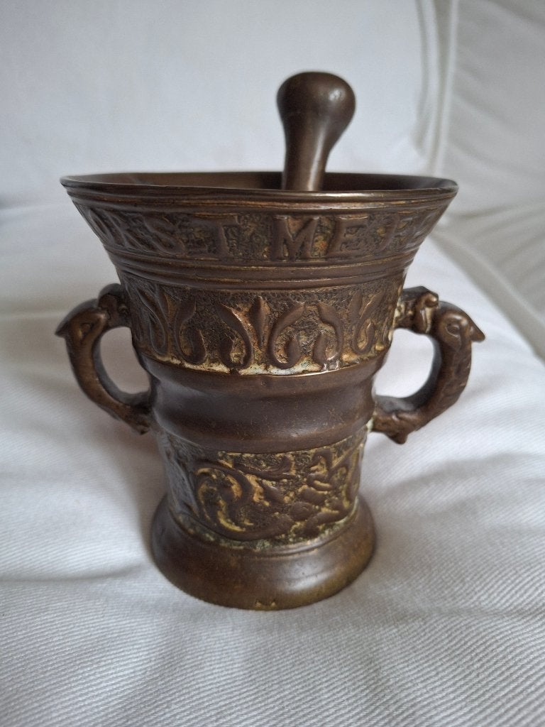 Bronzen Vijzel, Ophalen, Brons