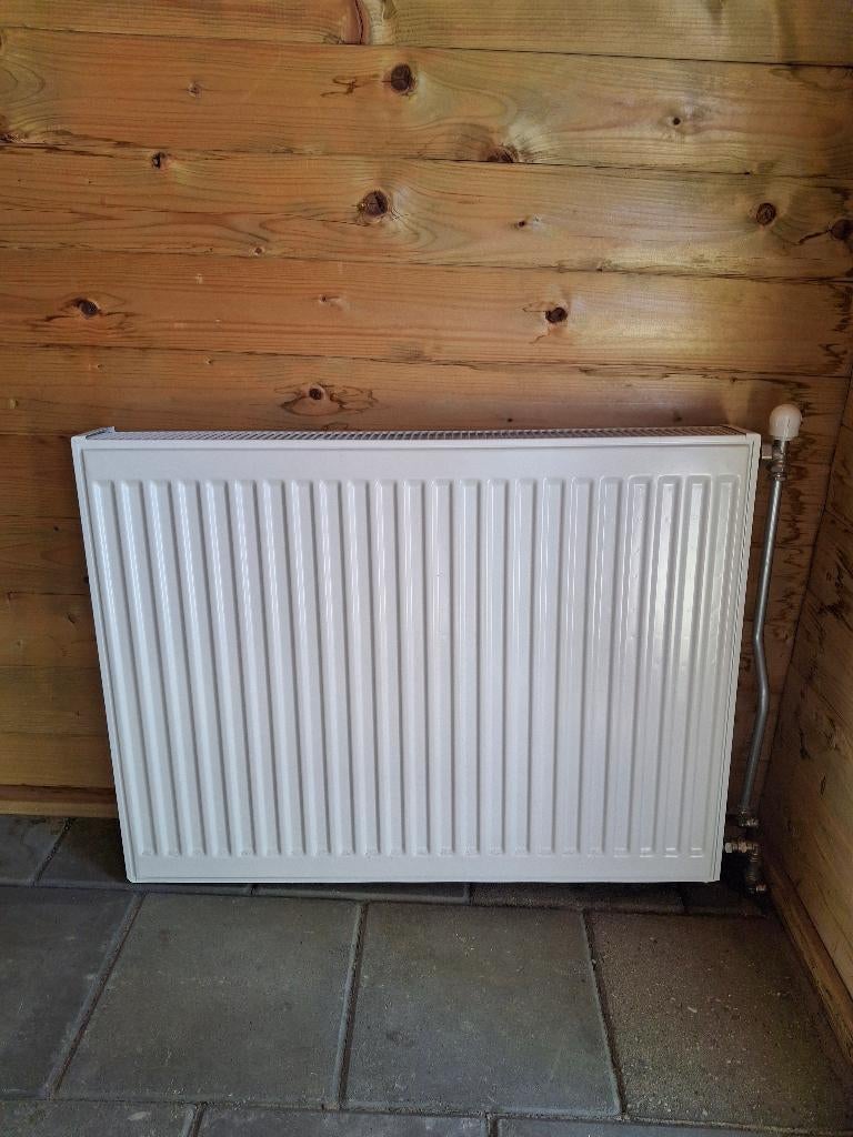 Badkamer radiator, Ophalen, 30 tot 80 cm, Radiator, Zo goed als nieuw