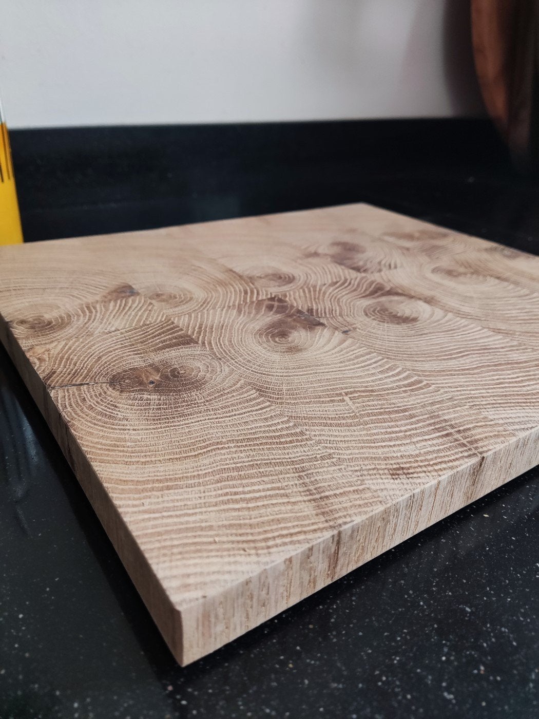 Massief eiken snijplank / onderzetter, NIEUW, 32x29cm, 6065ch 7, Segers houtwerken, Bartsegers@gmail.com, Hout