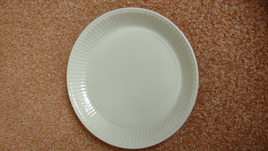 Wedgwood Etruria Edme ontbijtbord - Vintage, Antiek en Kunst, Antiek | Servies los, Ophalen of Verzenden