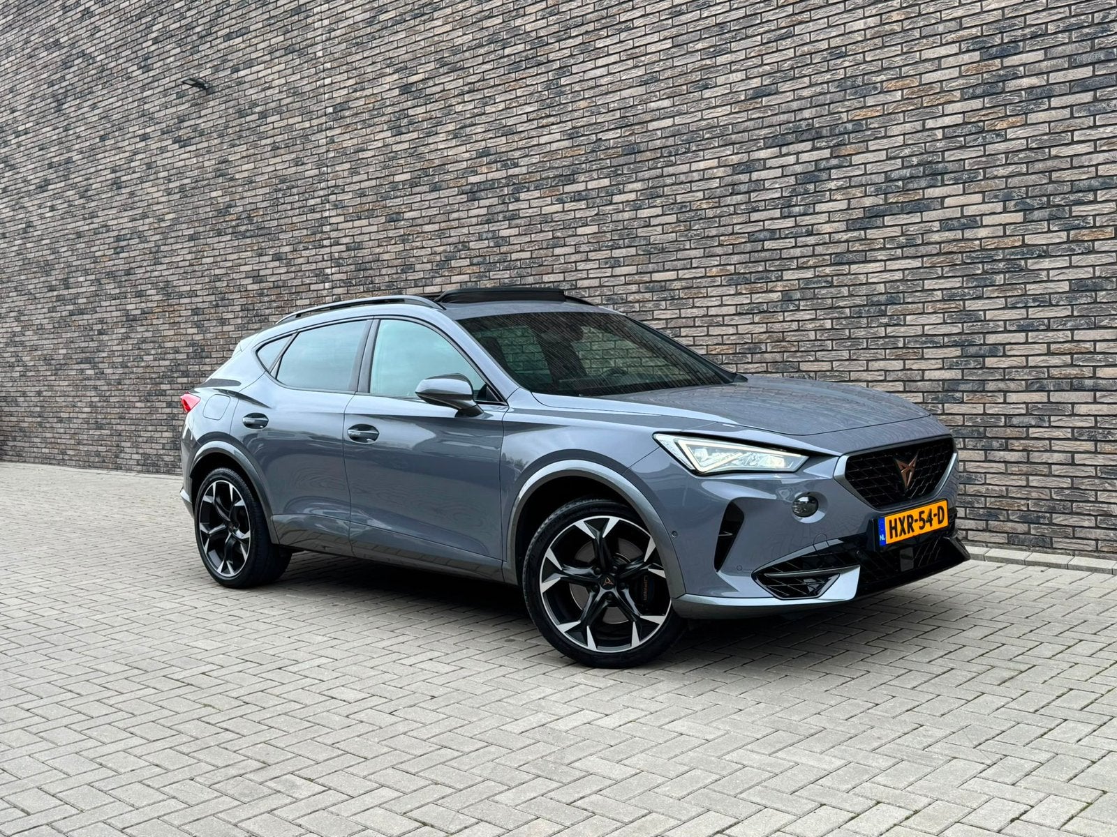 Cupra Formentor 2.0 TSI 310pk 4DRIVE Dsg-7 2022 Grijs, Auto's, Cupra, Automaat, 1800 kg, 4 cilinders, 1526 kg