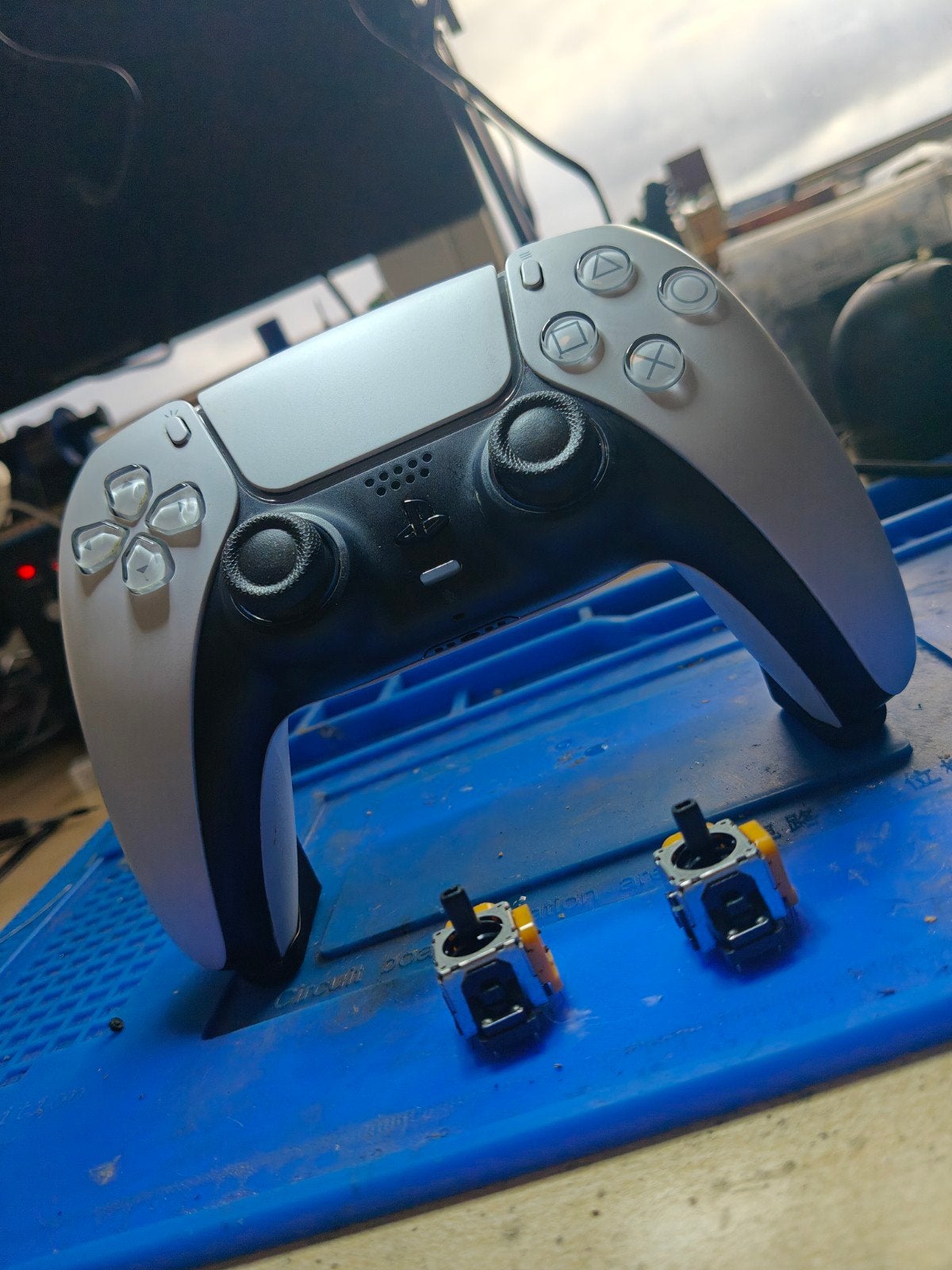 PS5 DualSense Controller Met Hall-Effect, 1 Sony Place, San Mateo, CA 94401, USA, PlayStation 5, Support@sony.com, Ophalen of Verzenden