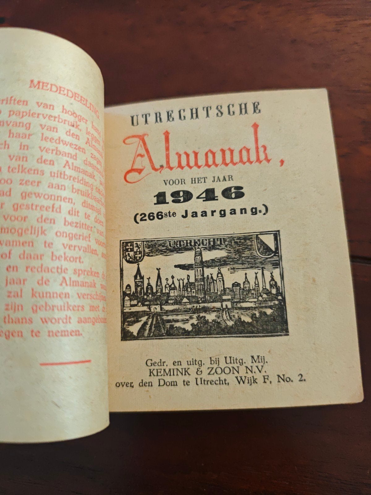 Utrechtsche Almanak uit 1946 - In goede staat, Ophalen of Verzenden