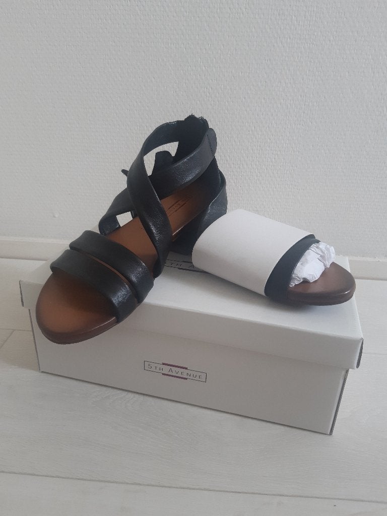 5th Avenue lederen sandaal maat 38 nieuw, Ophalen, Nieuw, Zwart, Sandalen of Muiltjes