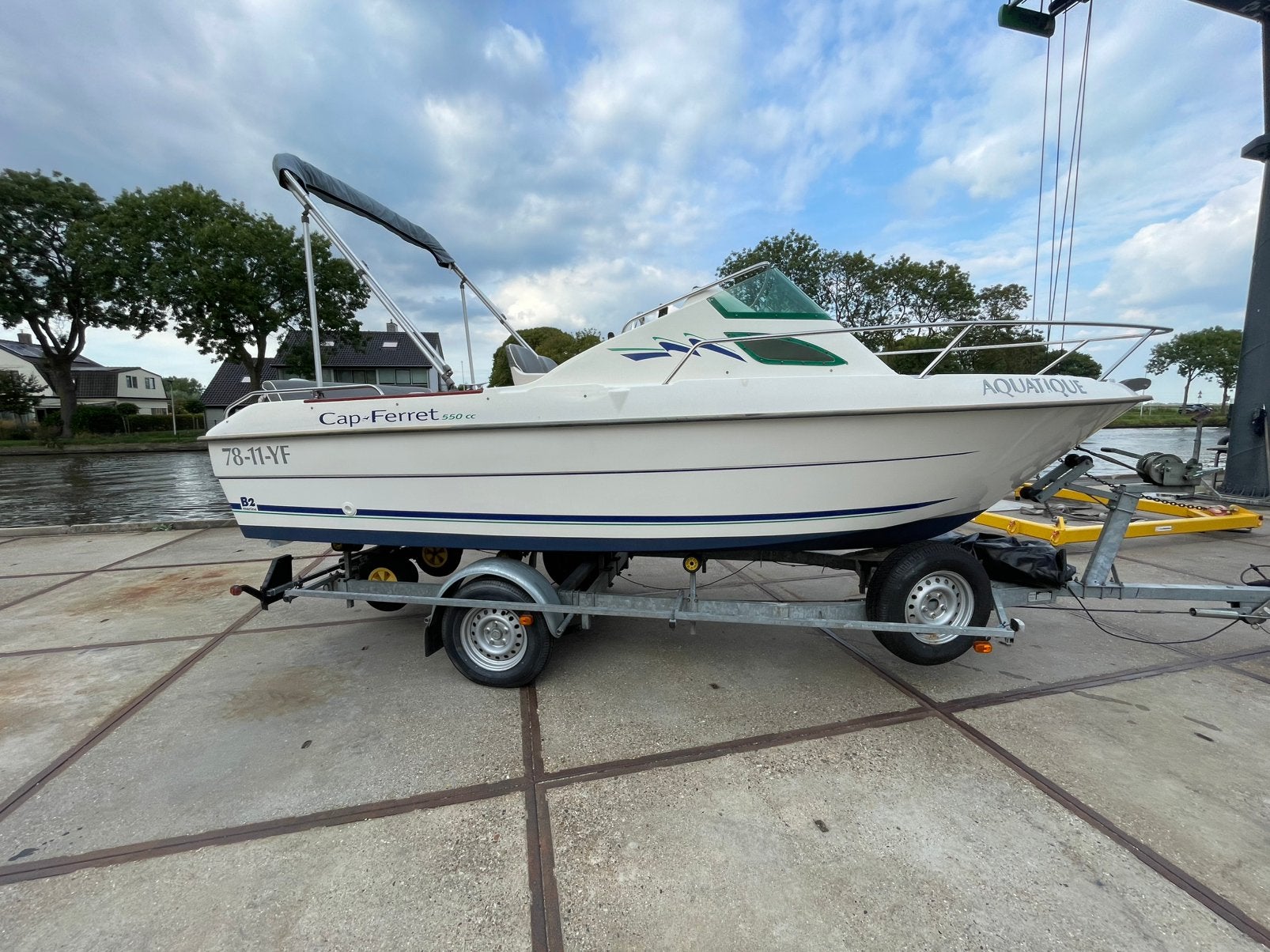 CAP FERRET 550 CC I HONDA F50 4-TACT I KOMPLEET!!, Gebruikt, Info@nautamaritiem.nl, Polyester, Hoge rijndijk 215
