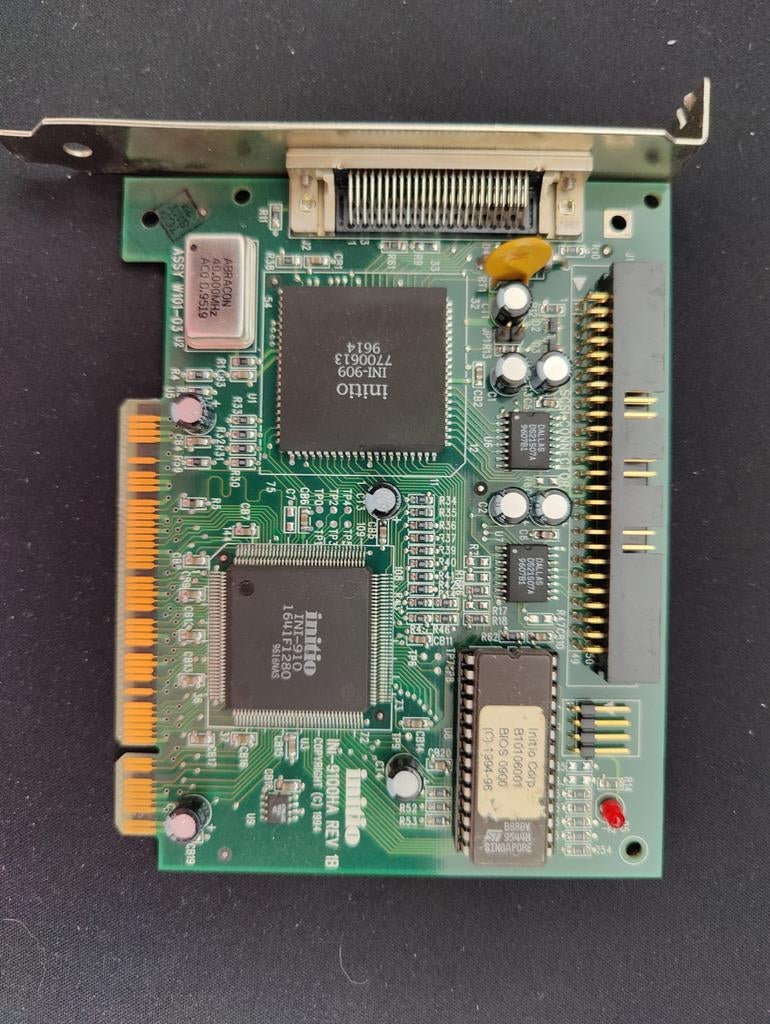 Oude Initio SCSI Controller Kaart, Computers en Software, Vintage Computers, Ophalen of Verzenden, Initio