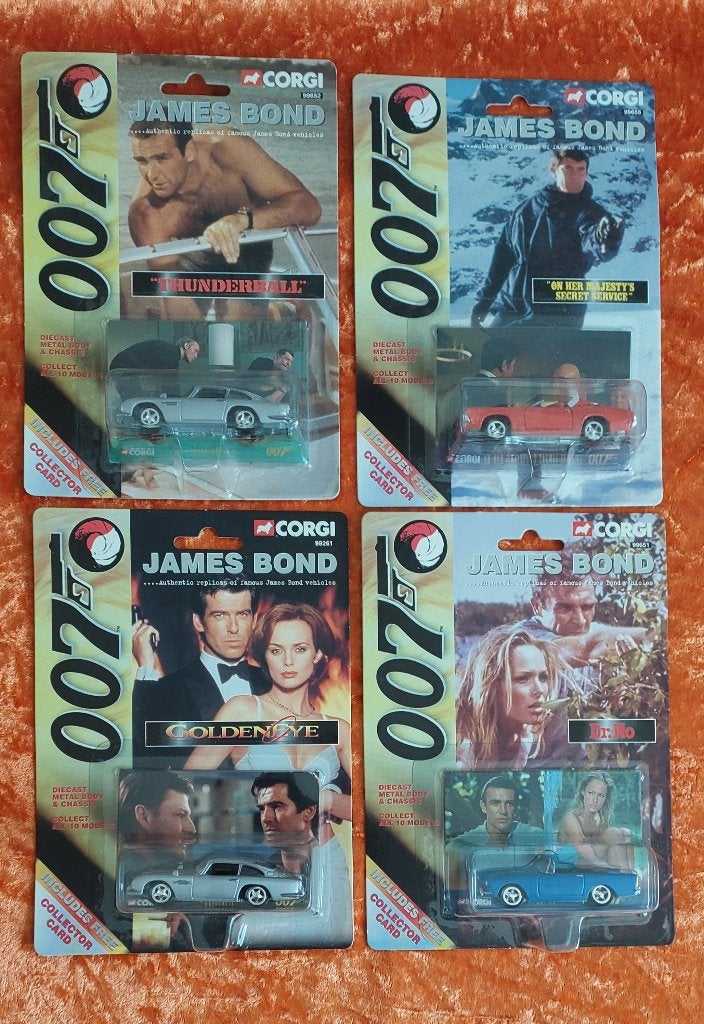 4 x JAMES BOND GORGI MET CARD ONGEVEER 7,5CM UIT 1999 NIEUWS, Hobby en Vrije tijd, Modelauto's | Overige schalen, Ophalen of Verzenden