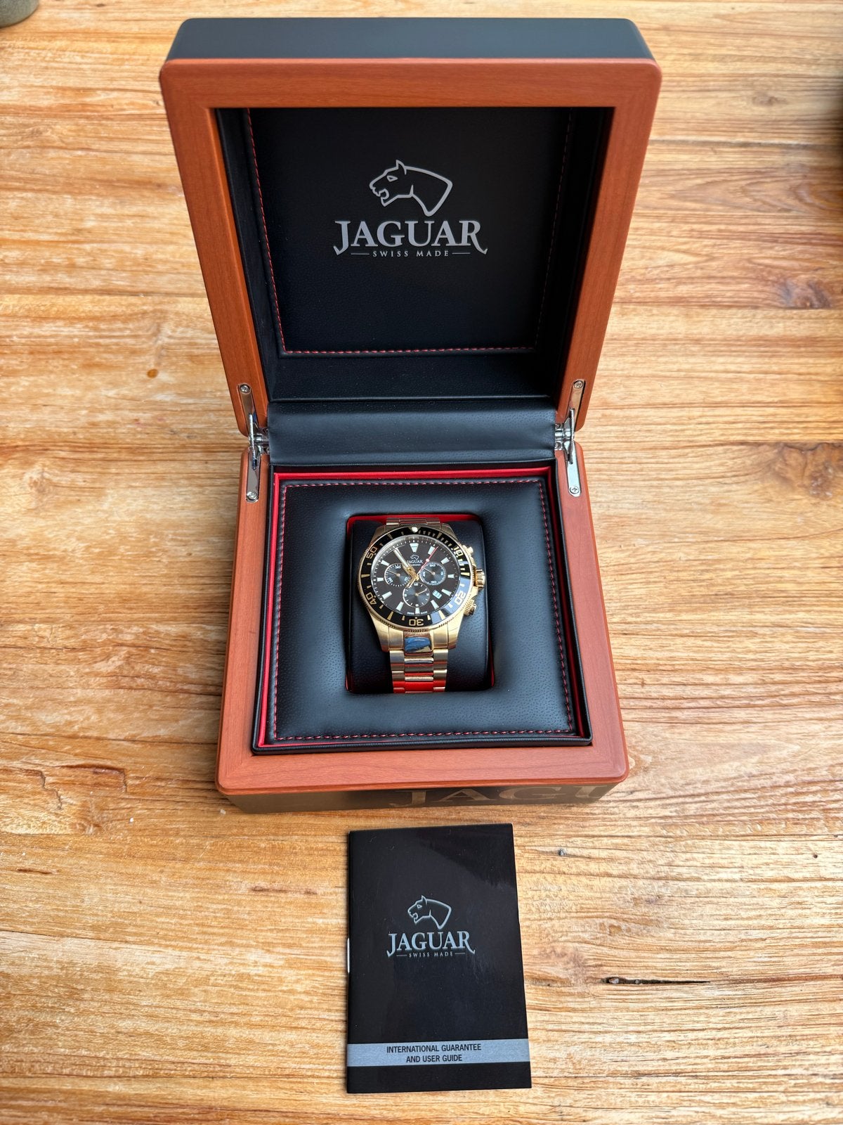 Jaguar ref: J864/3 herenhorloge goudkleurig, Sieraden, Tassen en Uiterlijk, Overige merken, Staal, Polshorloge, Ophalen of Verzenden