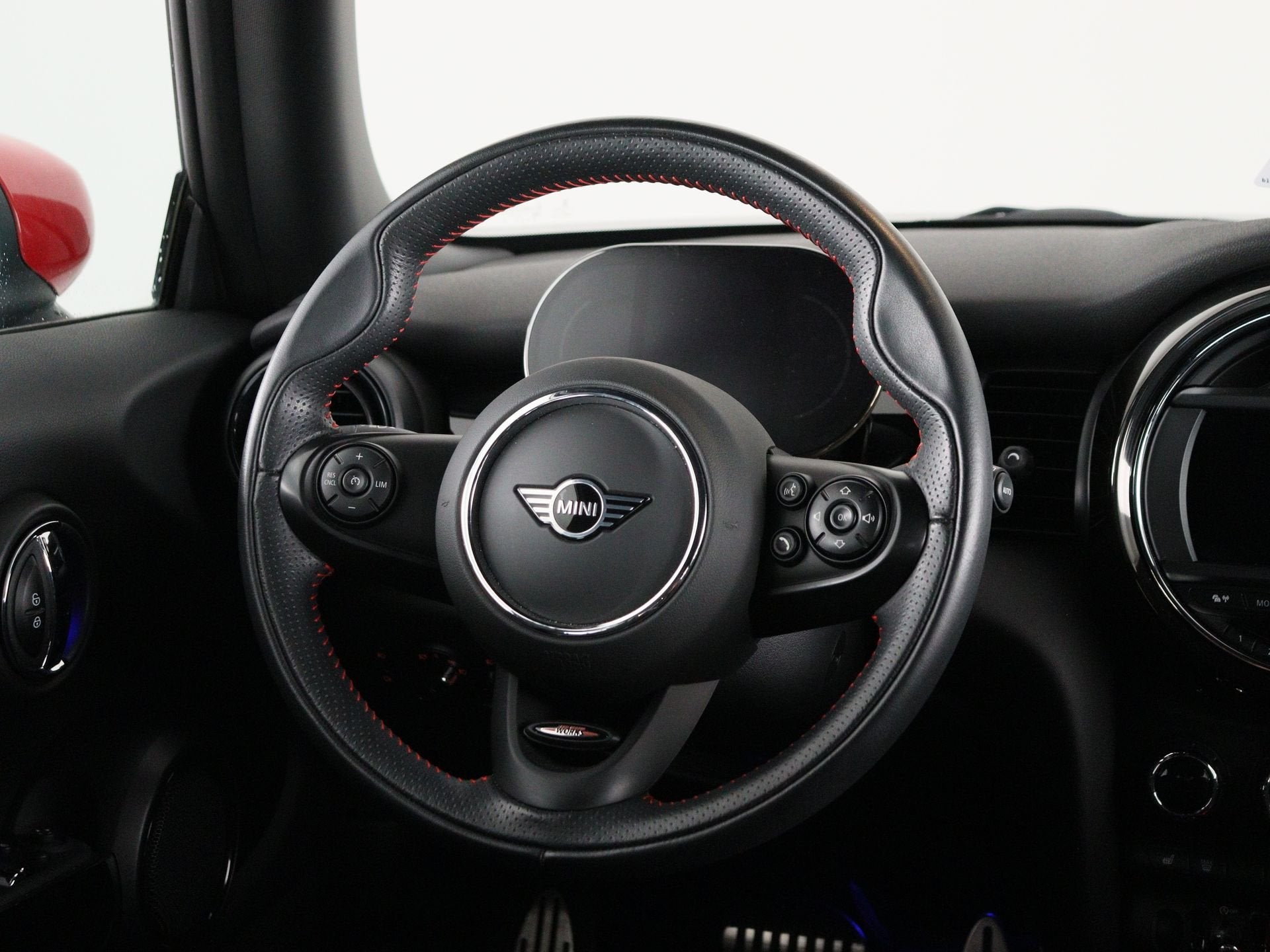 MINI 3-deurs Cooper Dalston Aut. (bj 2021, automaat), Dealer onderhouden, 136 pk, Gebruikt, Met garantie (alle)