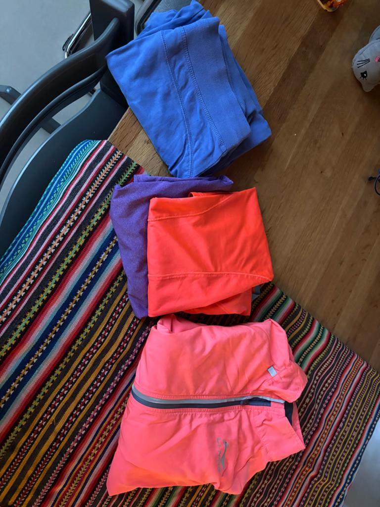 Diverse sportkleding in felle kleuren, Kleding | Dames, Blauw, Fitness of Aerobics, Gedragen, Ophalen
