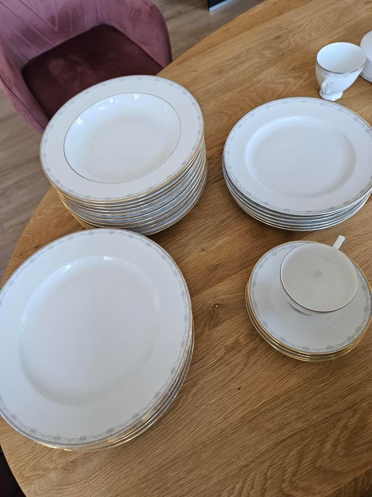 Porseleinen servies Königl. pr. Tettau, Gebruikt, Ophalen of Verzenden, Bord(en), Overige stijlen